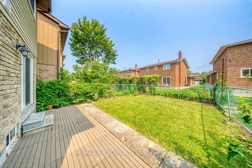 Photo 41 of 25 Barrington Crescent, Markham, Milliken Mills West — HOMEH
