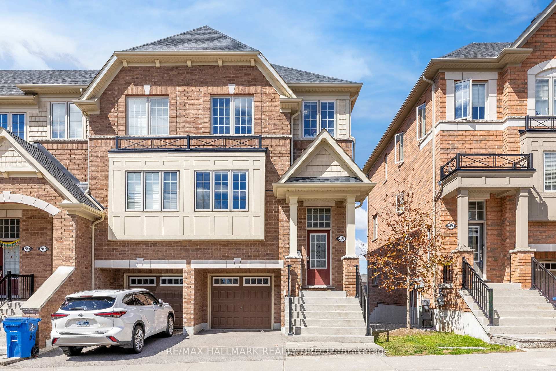 Photo 2 of 2464 Bromus Path, Oshawa, Windfields — HOMEH
