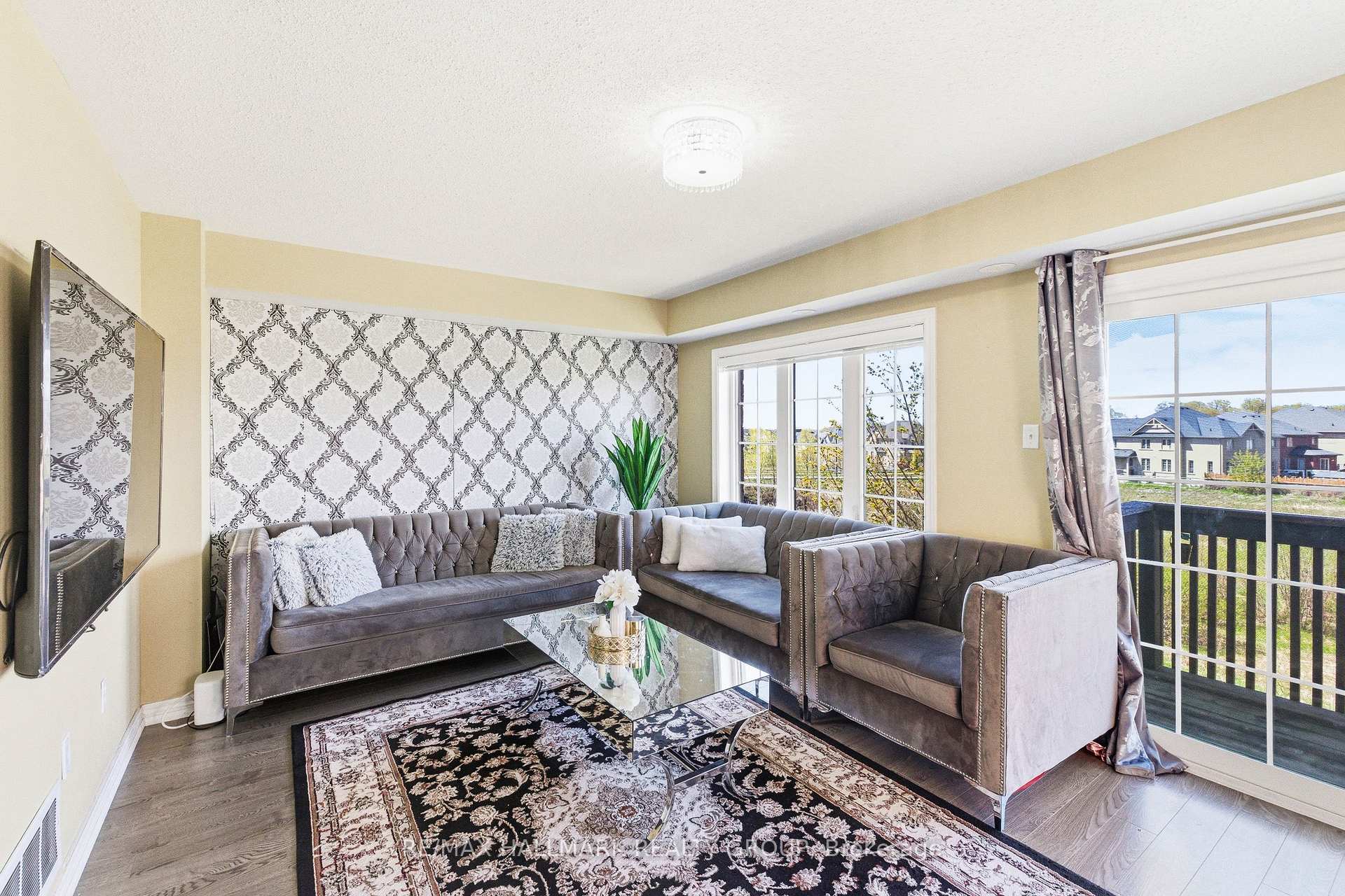 Photo 10 of 2464 Bromus Path, Oshawa, Windfields — HOMEH