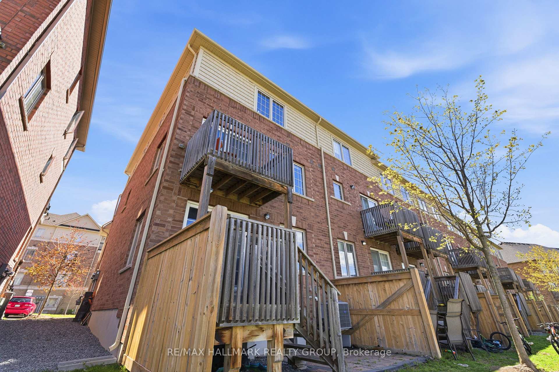 Photo 31 of 2464 Bromus Path, Oshawa, Windfields — HOMEH