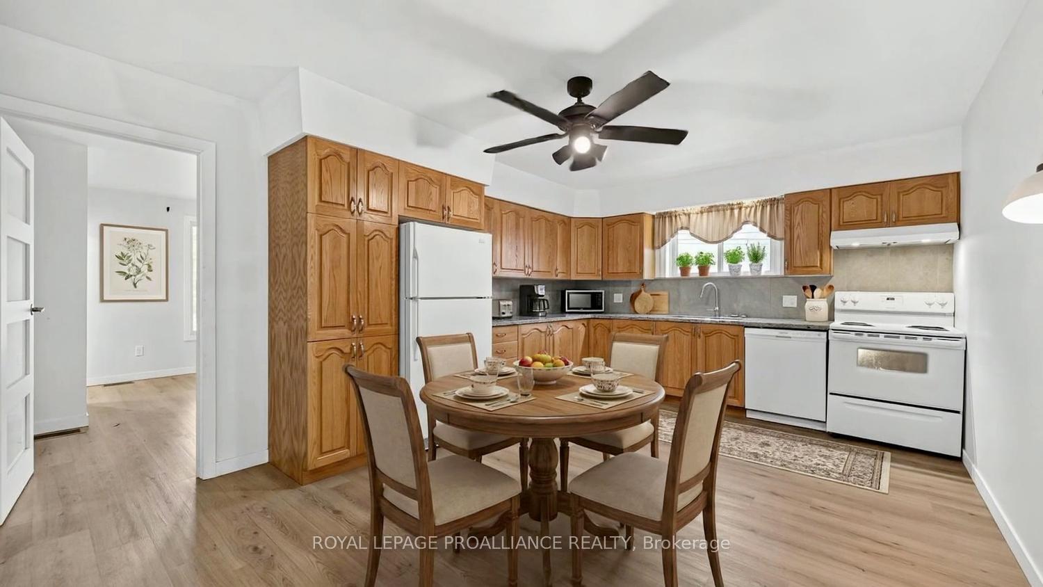 Photo 8 of 415 Railway Avenue, Prescott, Prescott — HOMEH