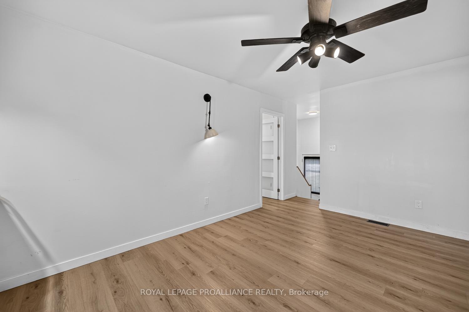 Photo 13 of 415 Railway Avenue, Prescott, Prescott — HOMEH