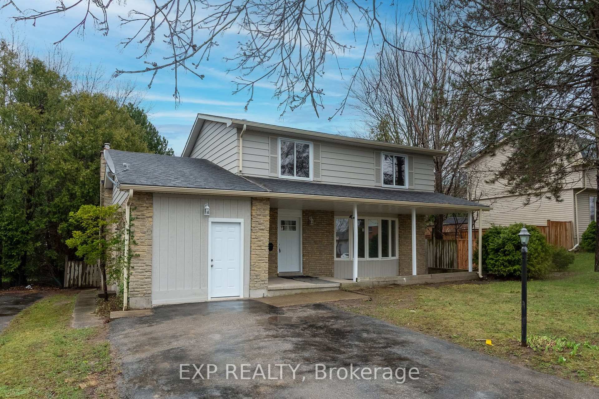 Photo 1 of 614 Chiddington Avenue, London, South R — HOMEH