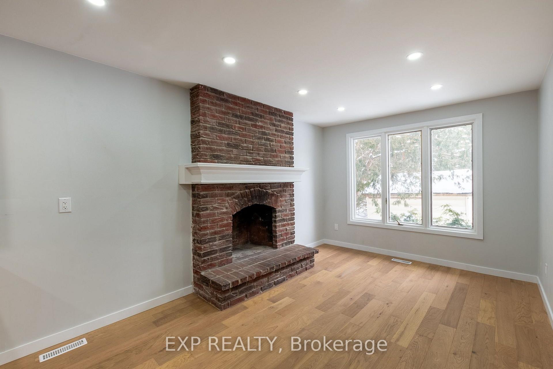 Photo 7 of 614 Chiddington Avenue, London, South R — HOMEH