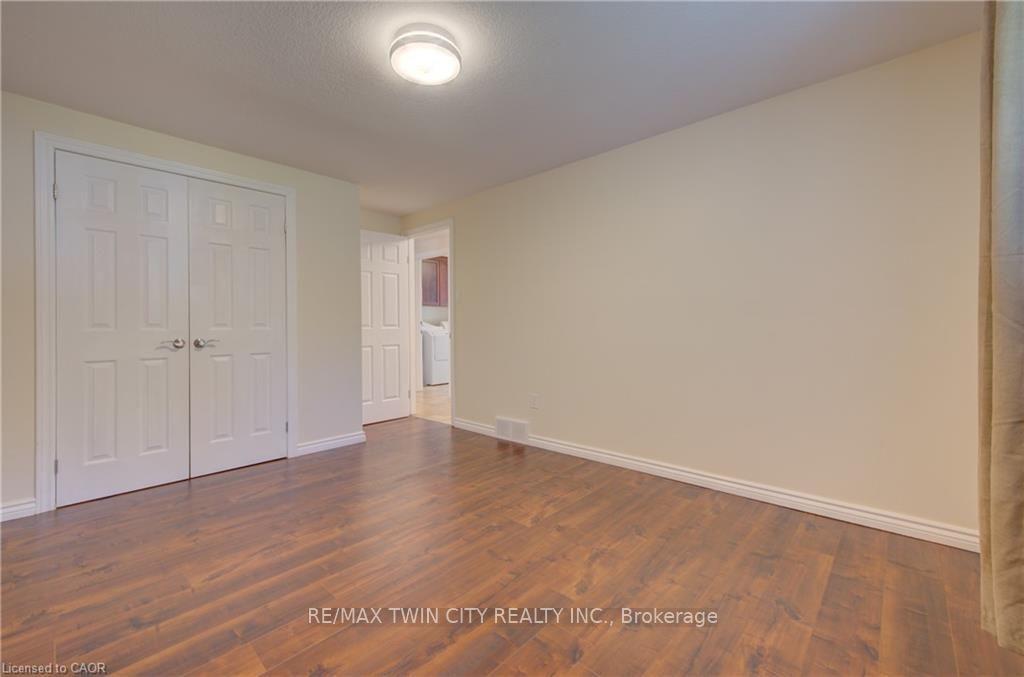 Photo 20 of 8 Pamela Place, Guelph, Willow West/Sugarbush/West Acres — HOMEH