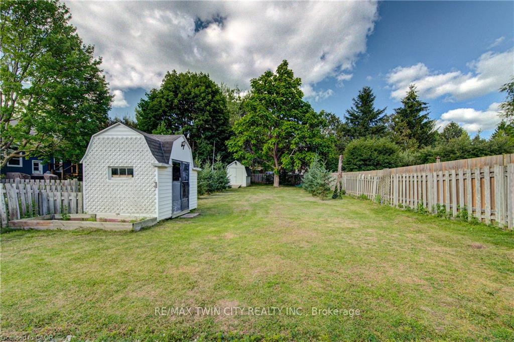 Photo 39 of 8 Pamela Place, Guelph, Willow West/Sugarbush/West Acres — HOMEH