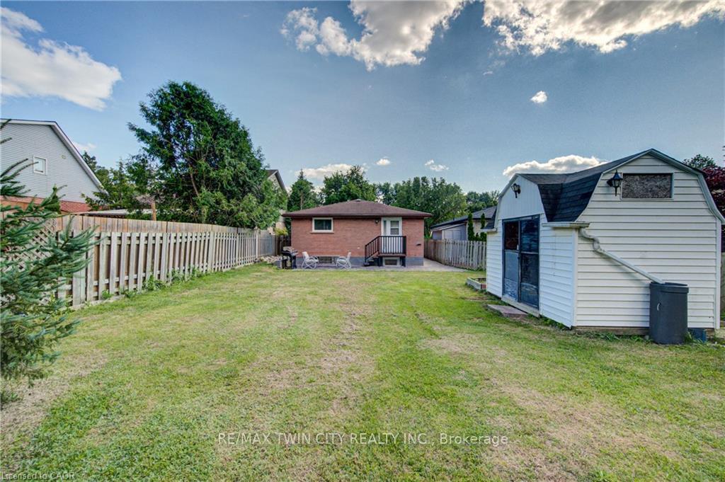Photo 41 of 8 Pamela Place, Guelph, Willow West/Sugarbush/West Acres — HOMEH