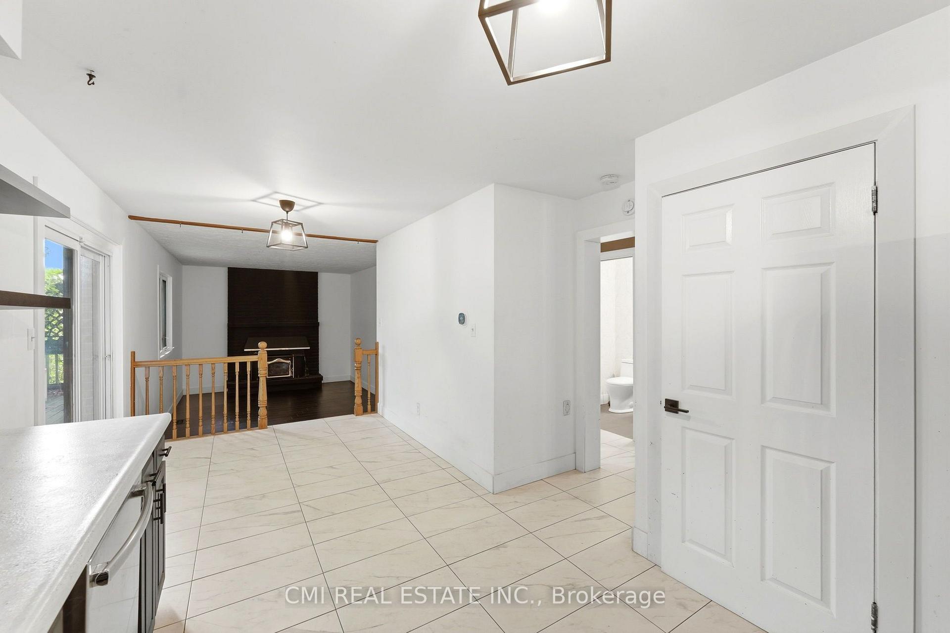 Photo 14 of 6 John Place, Waterloo — HOMEH