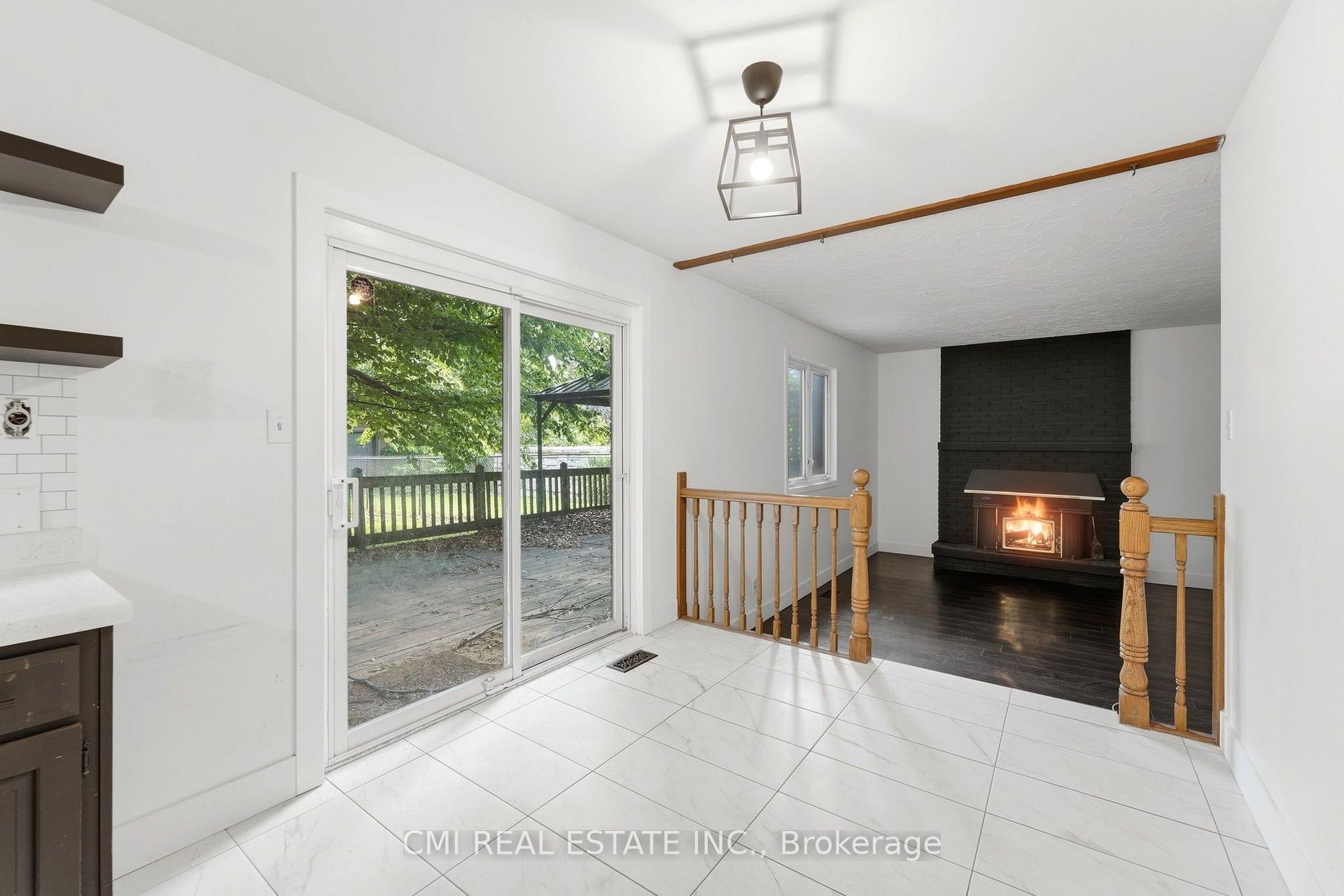 Photo 16 of 6 John Place, Waterloo — HOMEH
