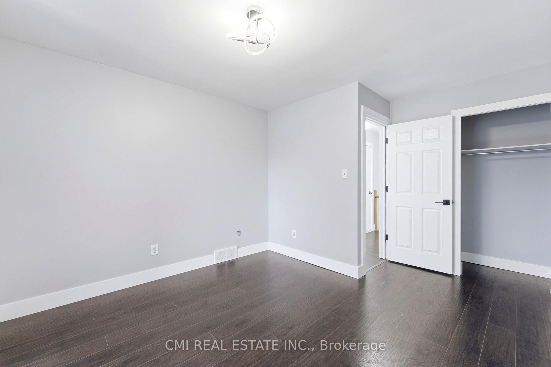 Photo 24 of 6 John Place, Waterloo — HOMEH