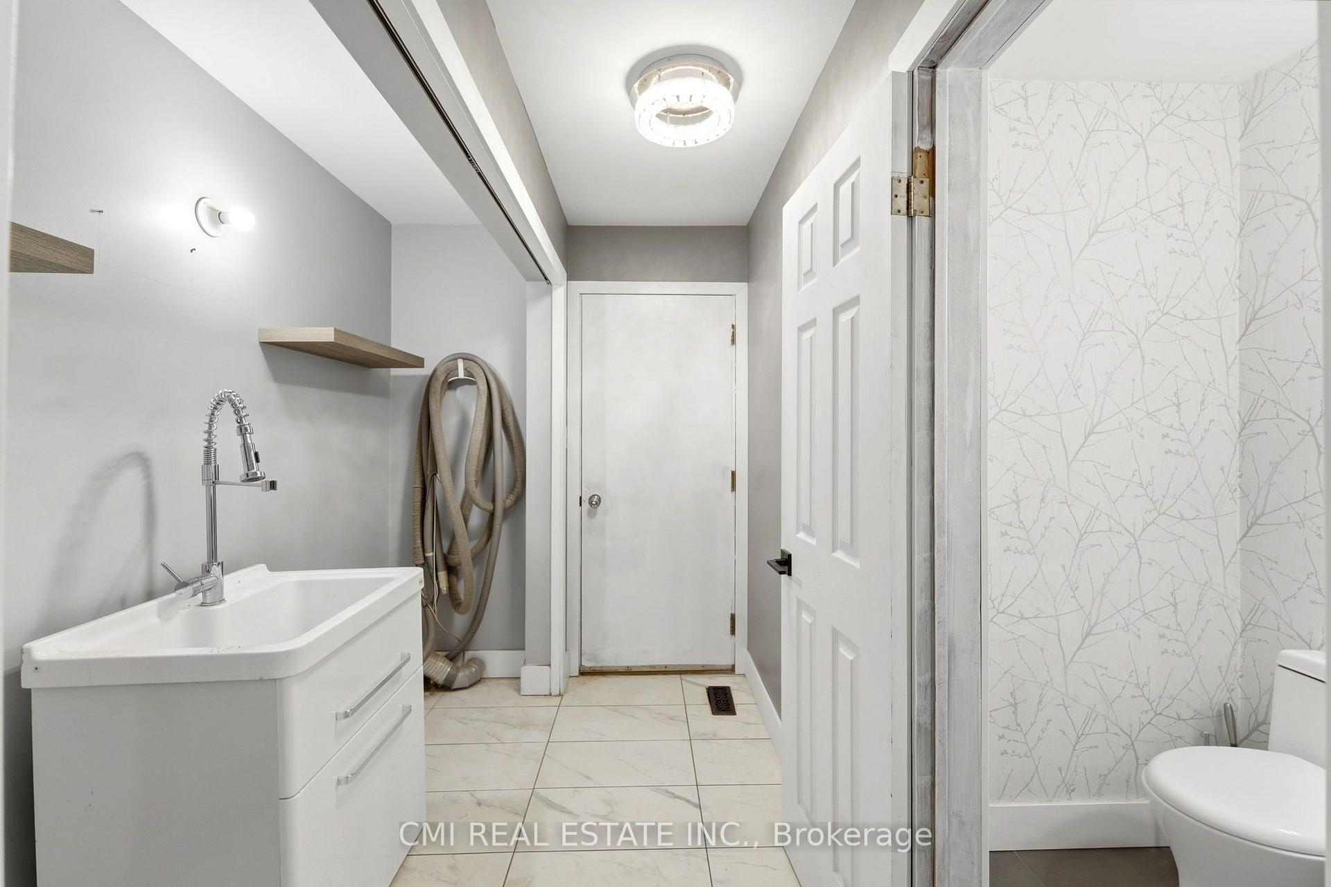 Photo 32 of 6 John Place, Waterloo — HOMEH