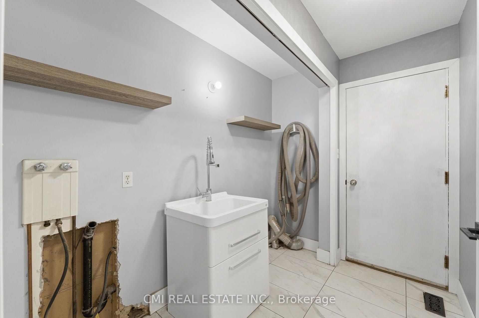 Photo 36 of 6 John Place, Waterloo — HOMEH