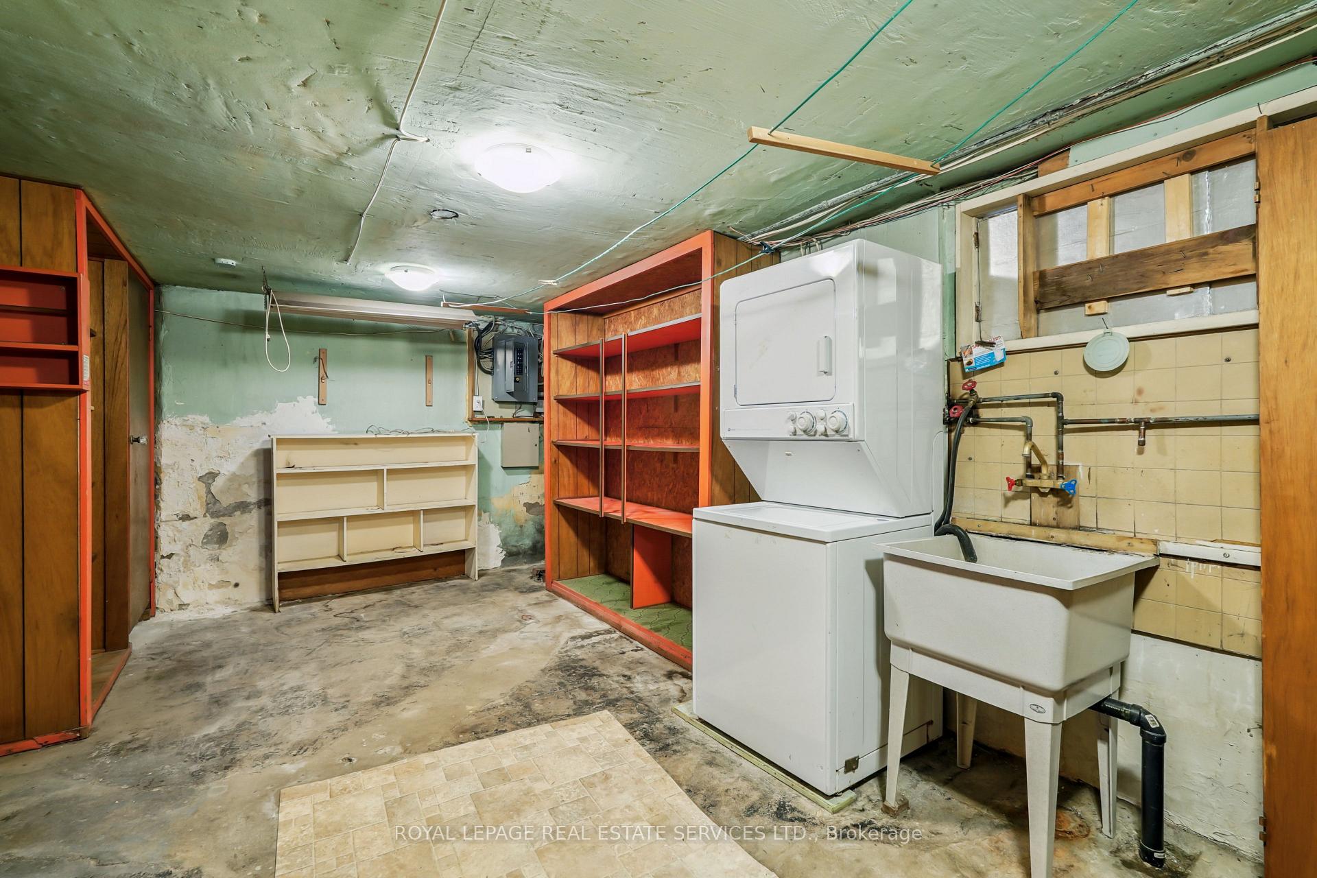 Photo 22 of 326 Lawrence Avenue W, Toronto, Bedford Park-Nortown — HOMEH