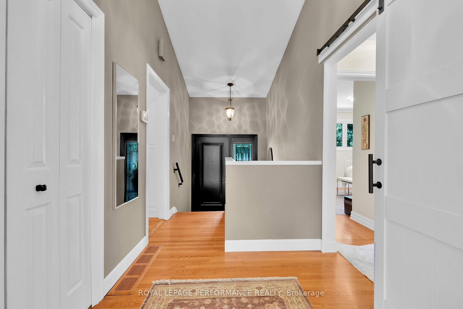 Photo 7 of 2321 Hillary Avenue, Ottawa, Alta Vista — HOMEH