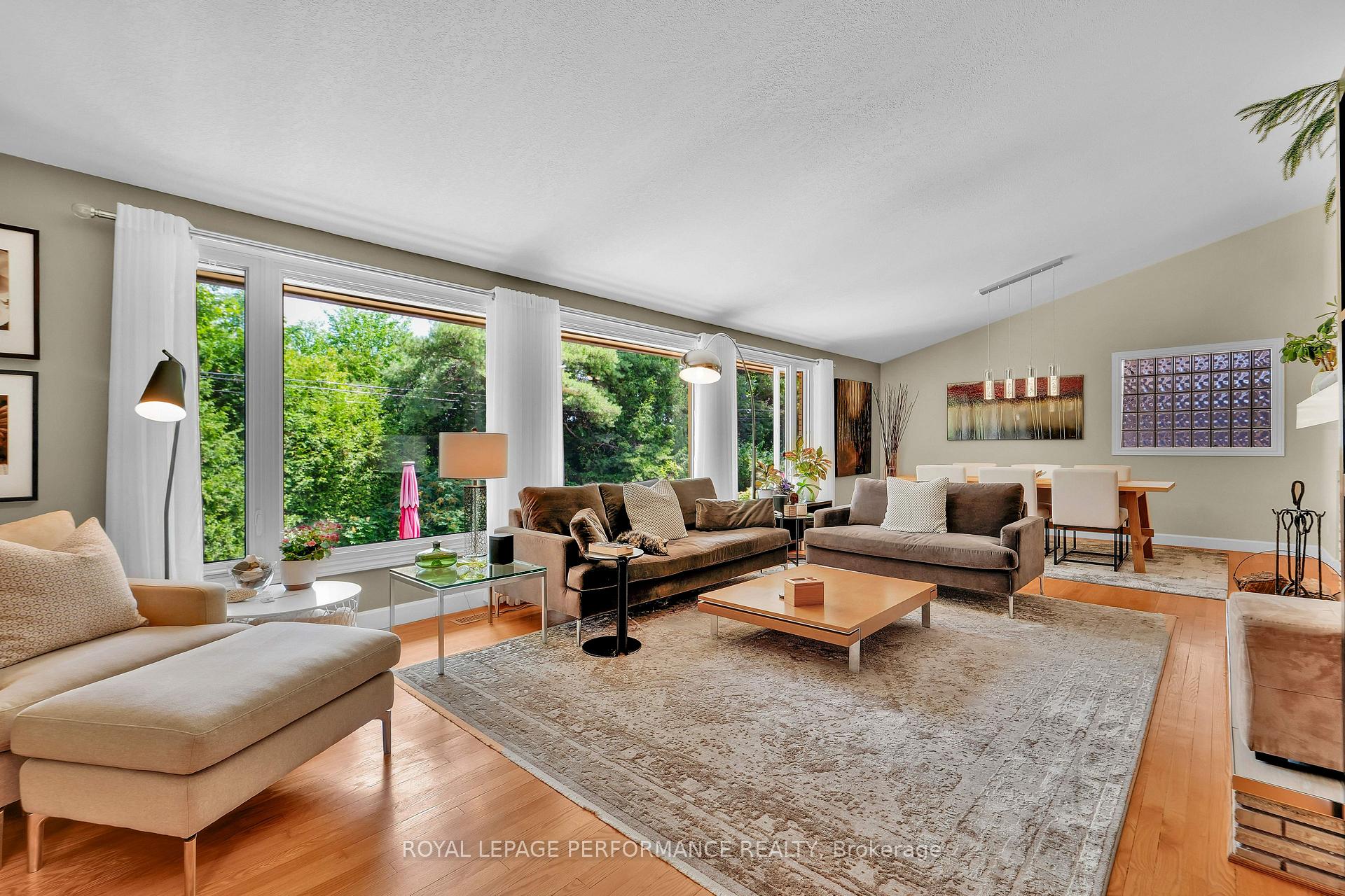Photo 8 of 2321 Hillary Avenue, Ottawa, Alta Vista — HOMEH