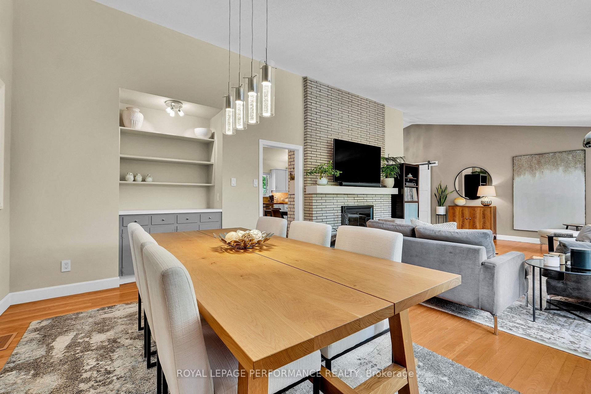Photo 12 of 2321 Hillary Avenue, Ottawa, Alta Vista — HOMEH
