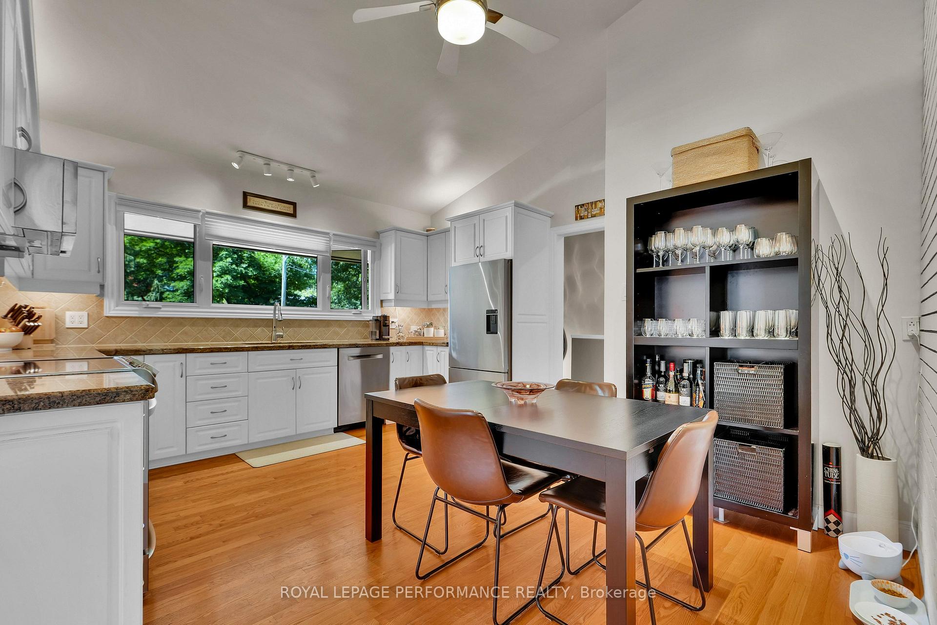 Photo 14 of 2321 Hillary Avenue, Ottawa, Alta Vista — HOMEH