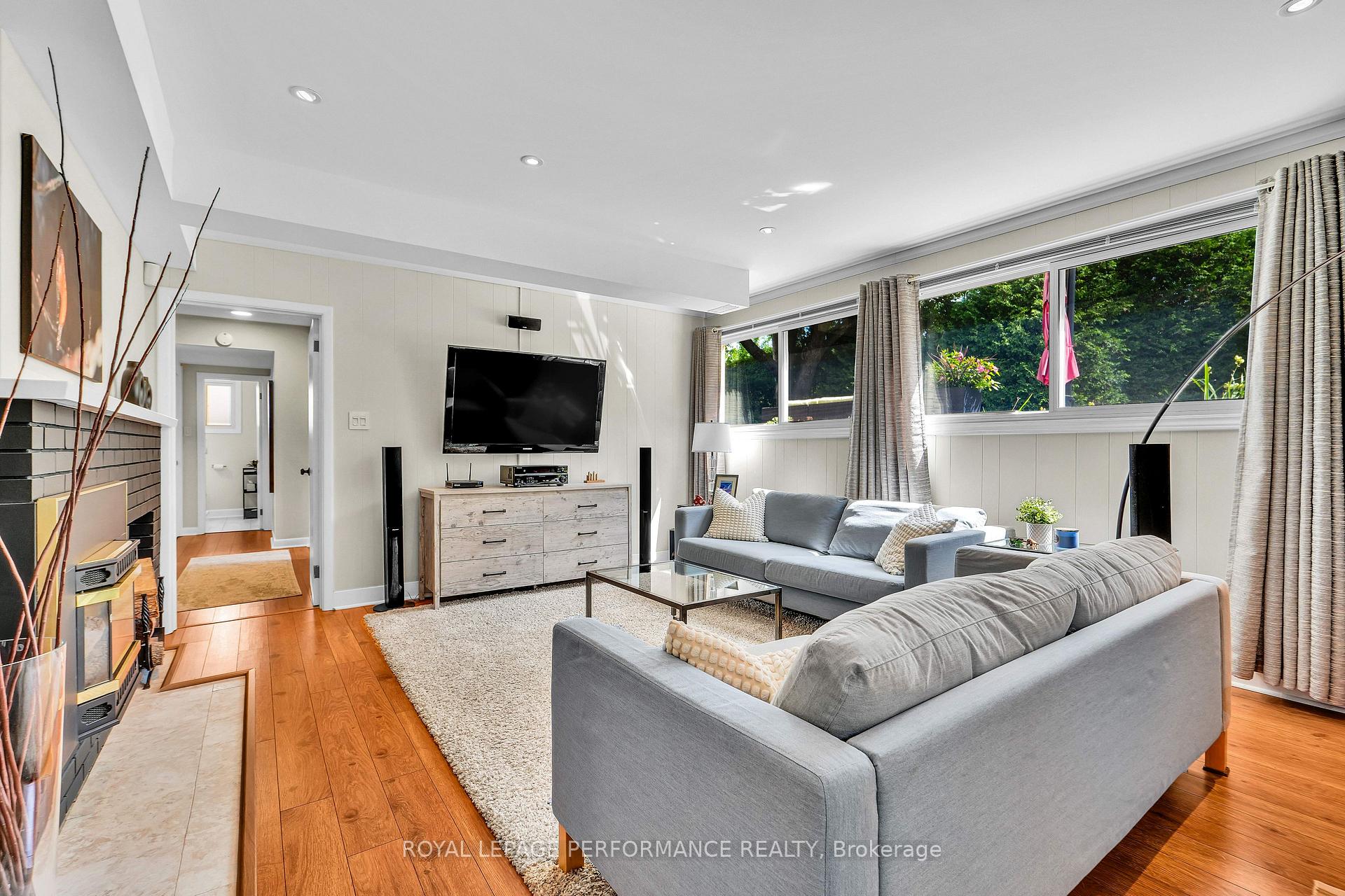 Photo 33 of 2321 Hillary Avenue, Ottawa, Alta Vista — HOMEH