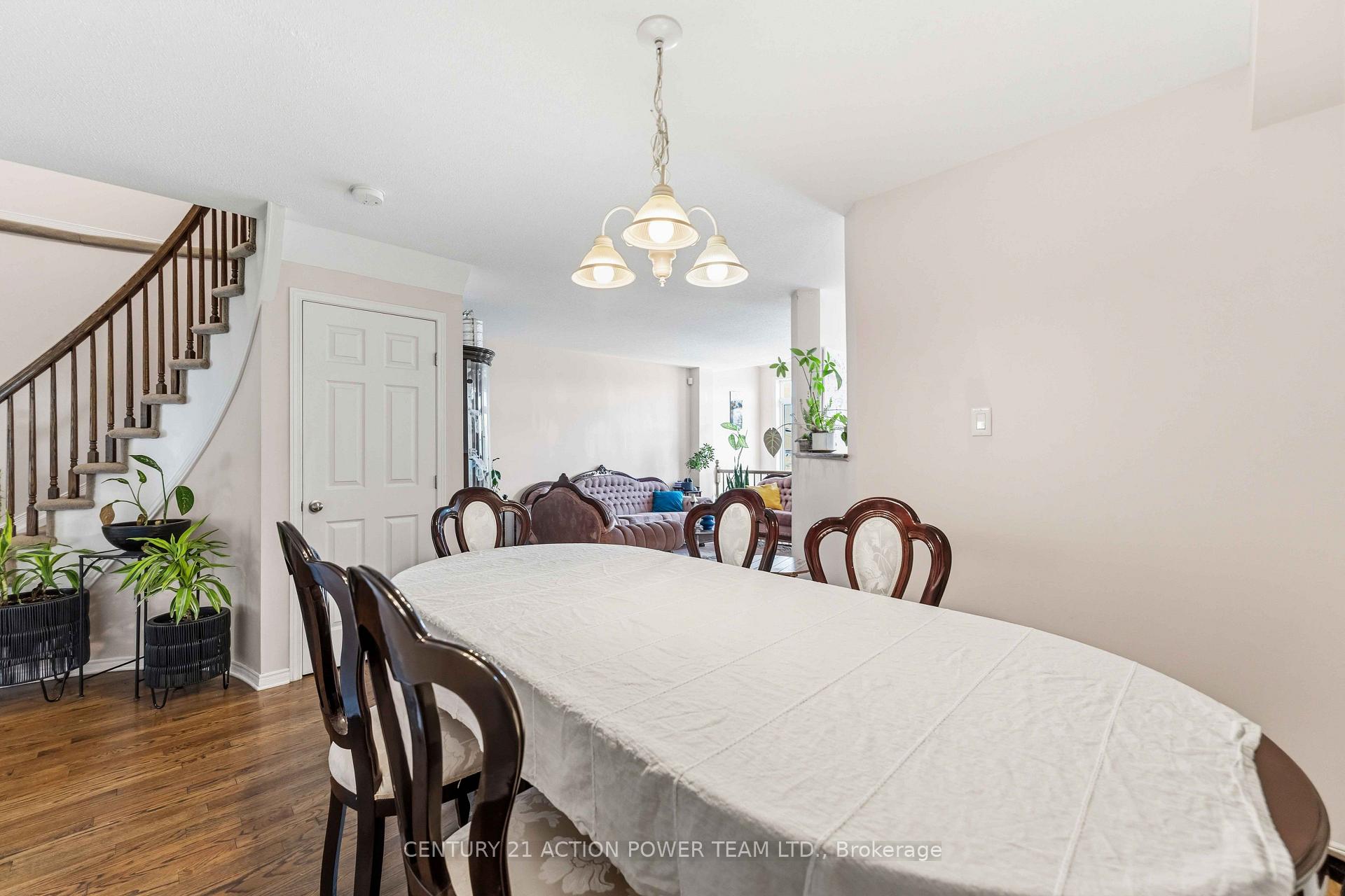 Photo 8 of 1473 Demeter Street W, Ottawa, Fallingbrook/Gardenway South — HOMEH