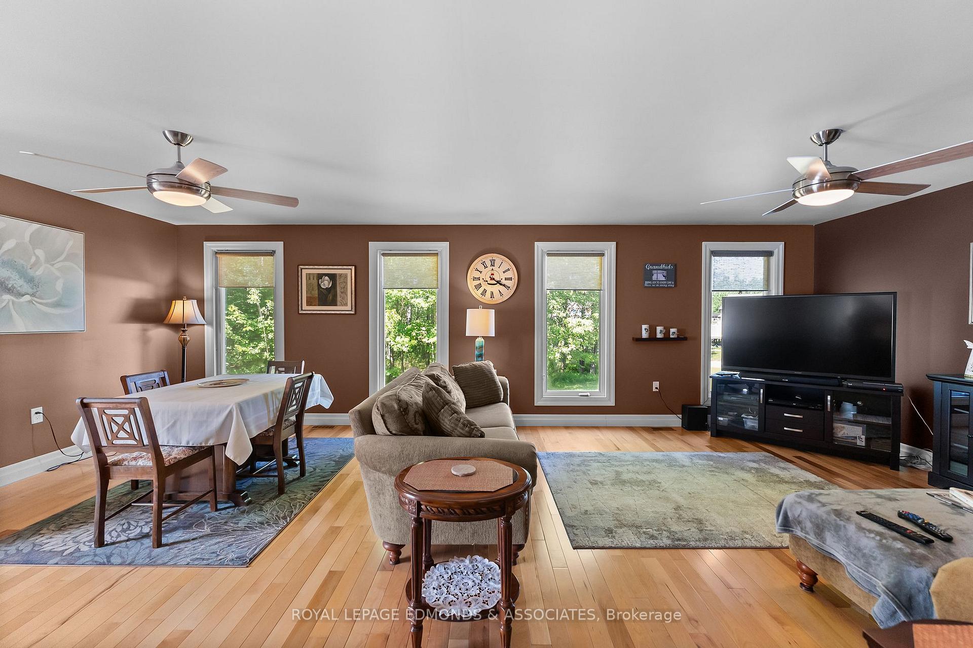Photo 8 of 219 Zanders Road, Laurentian Valley, Laurentian Valley — HOMEH