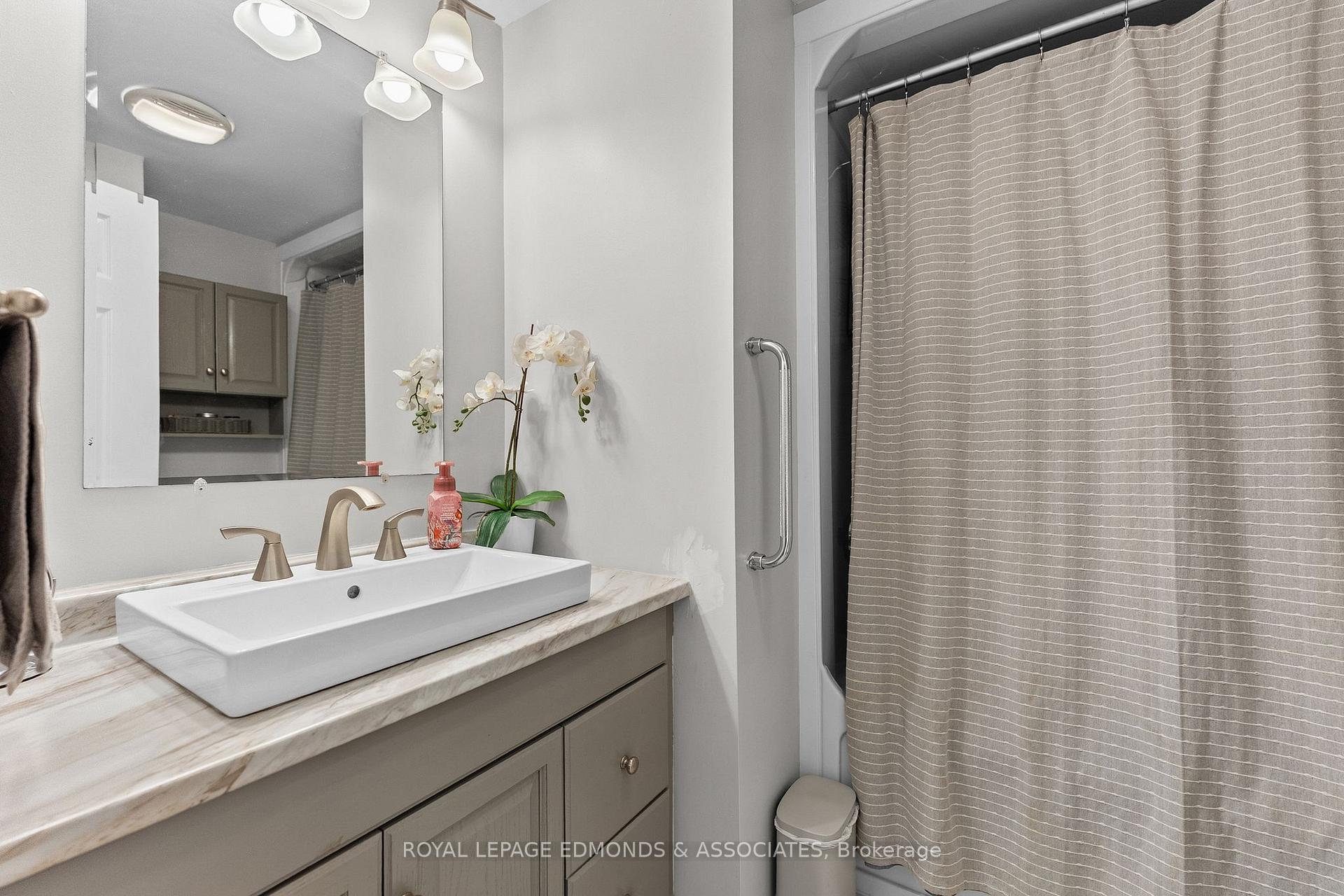 Photo 16 of 219 Zanders Road, Laurentian Valley, Laurentian Valley — HOMEH