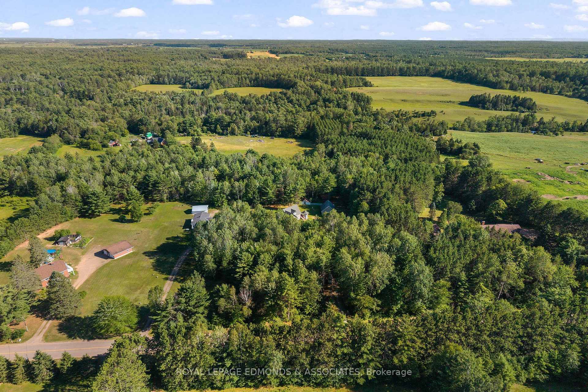 Photo 50 of 219 Zanders Road, Laurentian Valley, Laurentian Valley — HOMEH