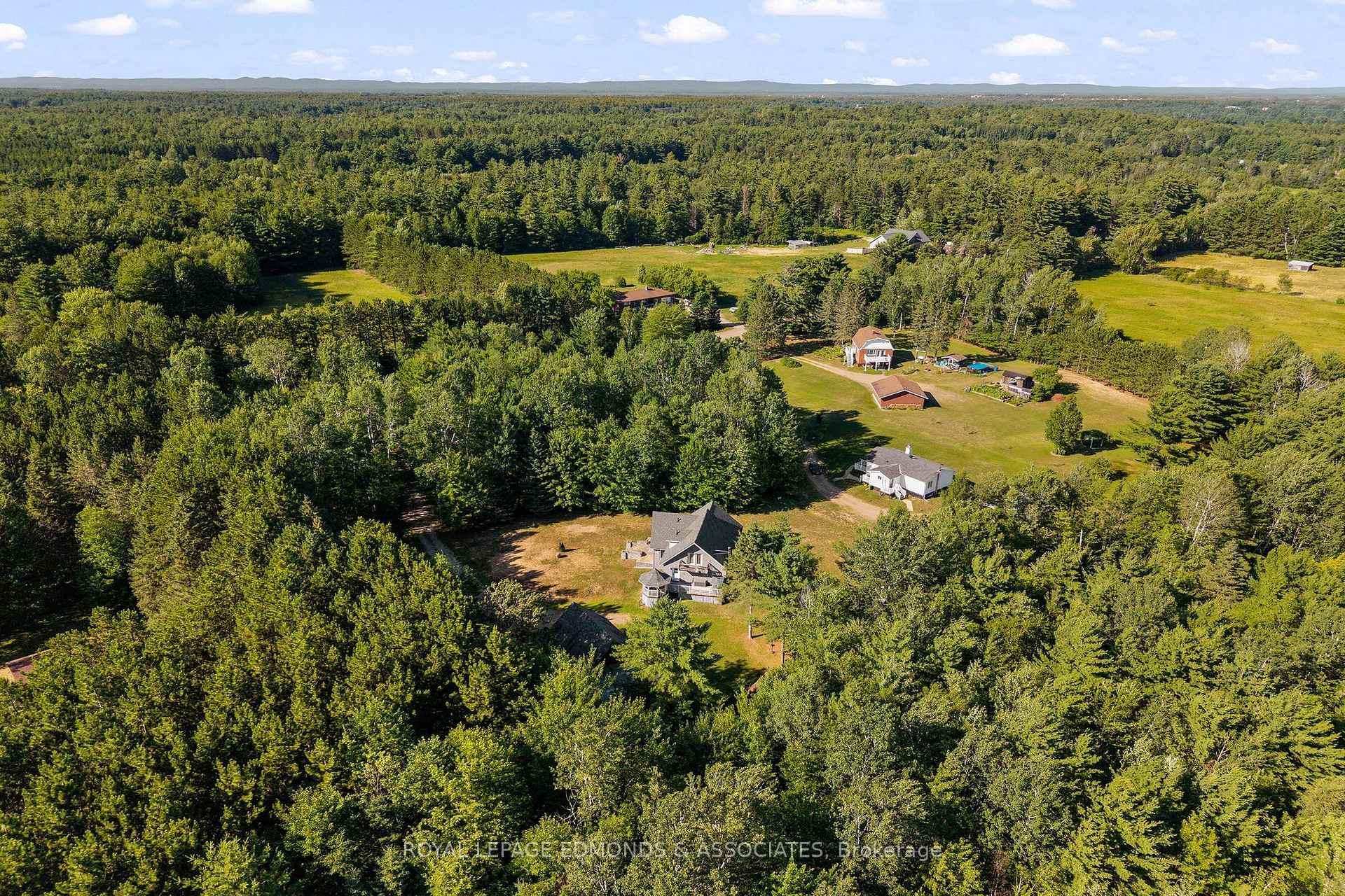Photo 49 of 219 Zanders Road, Laurentian Valley, Laurentian Valley — HOMEH