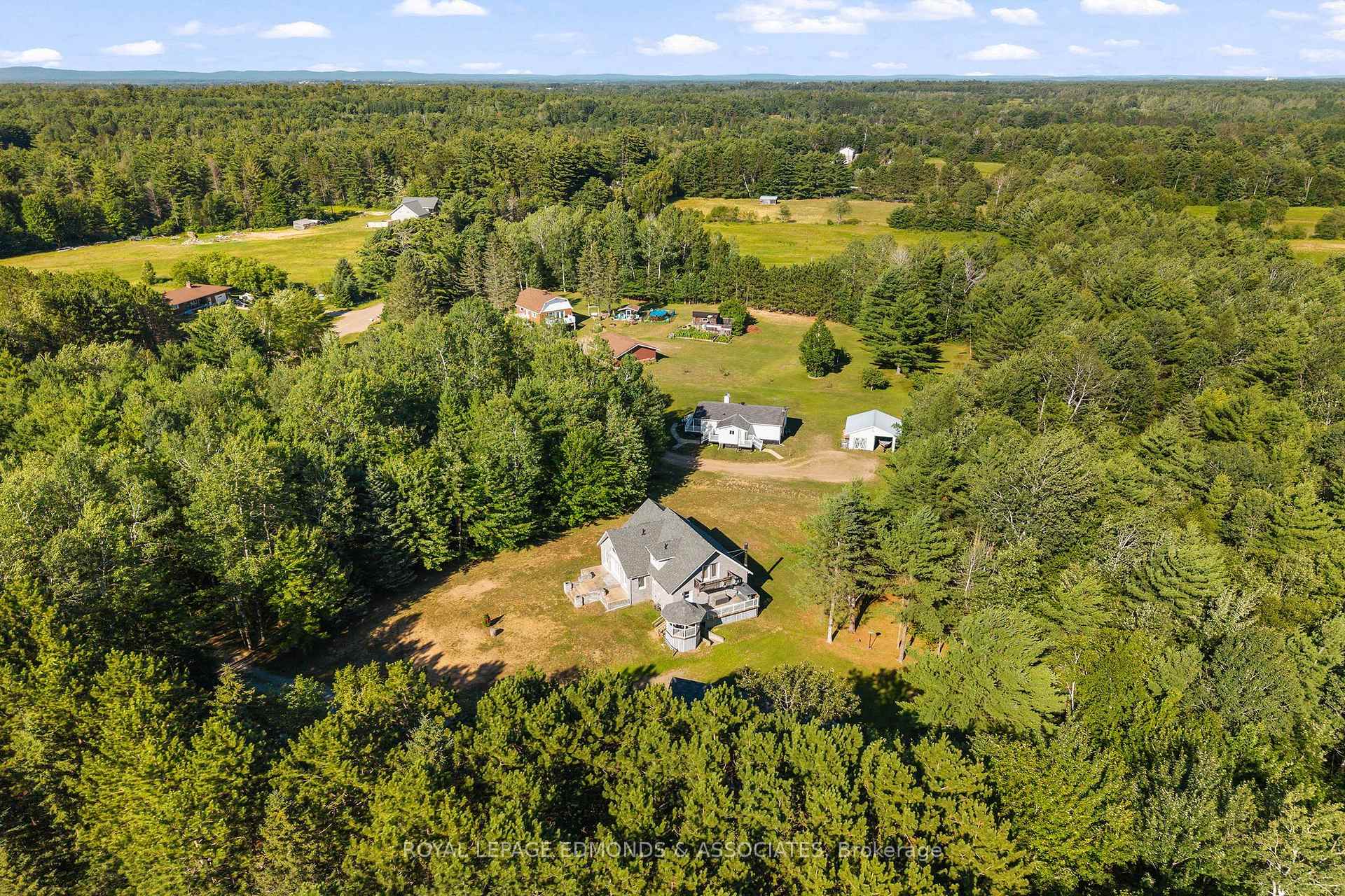 Photo 51 of 219 Zanders Road, Laurentian Valley, Laurentian Valley — HOMEH