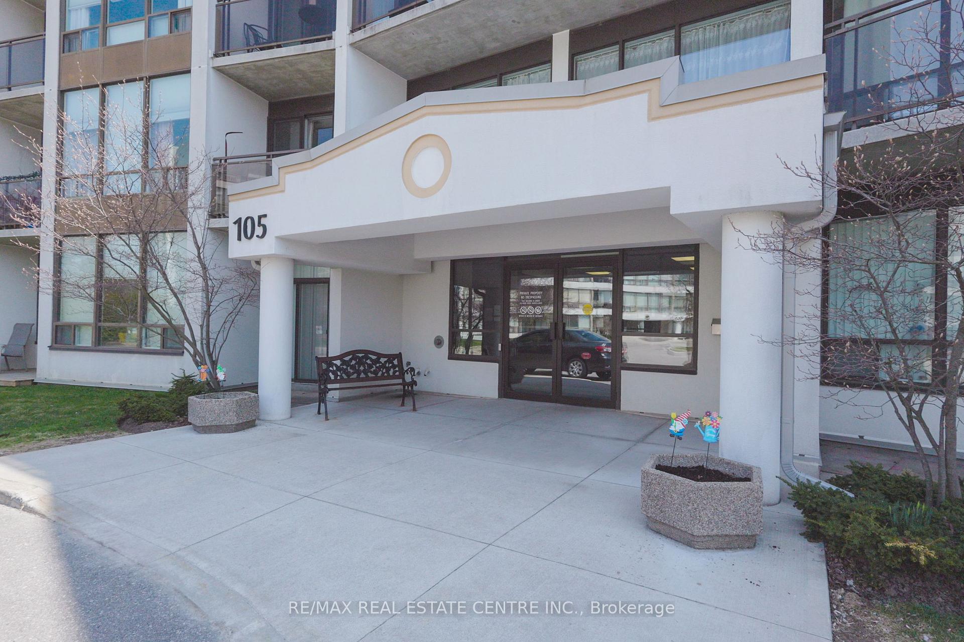 Photo 3 of Unit 202, 105 Bagot Street, Guelph, Junction/Onward Willow — HOMEH