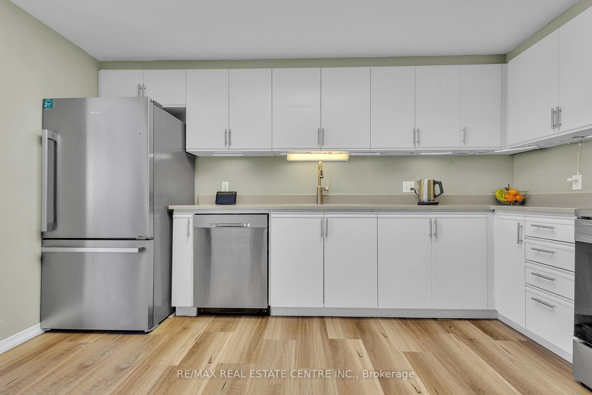 Photo 6 of Unit 202, 105 Bagot Street, Guelph, Junction/Onward Willow — HOMEH