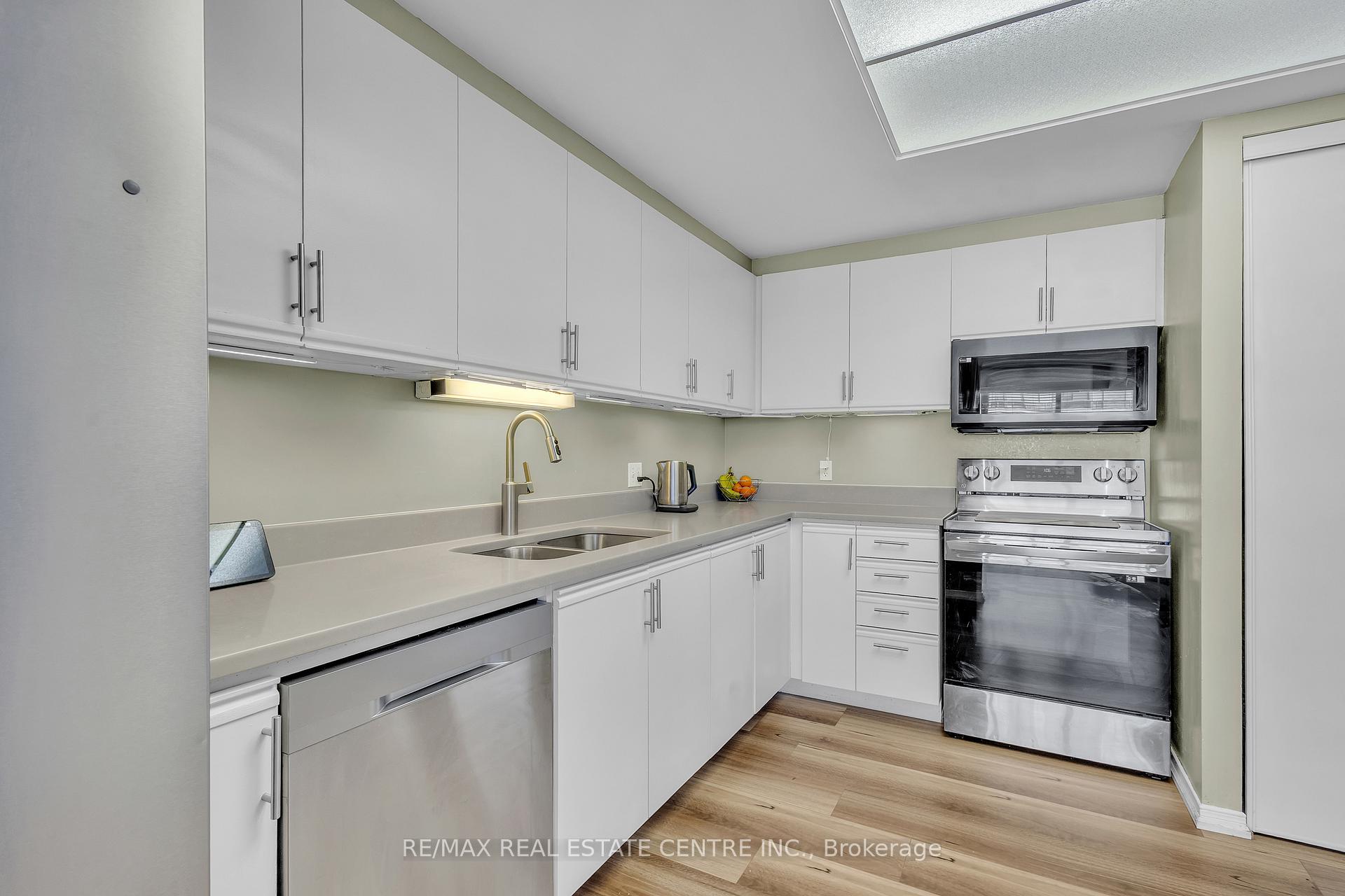 Photo 8 of Unit 202, 105 Bagot Street, Guelph, Junction/Onward Willow — HOMEH