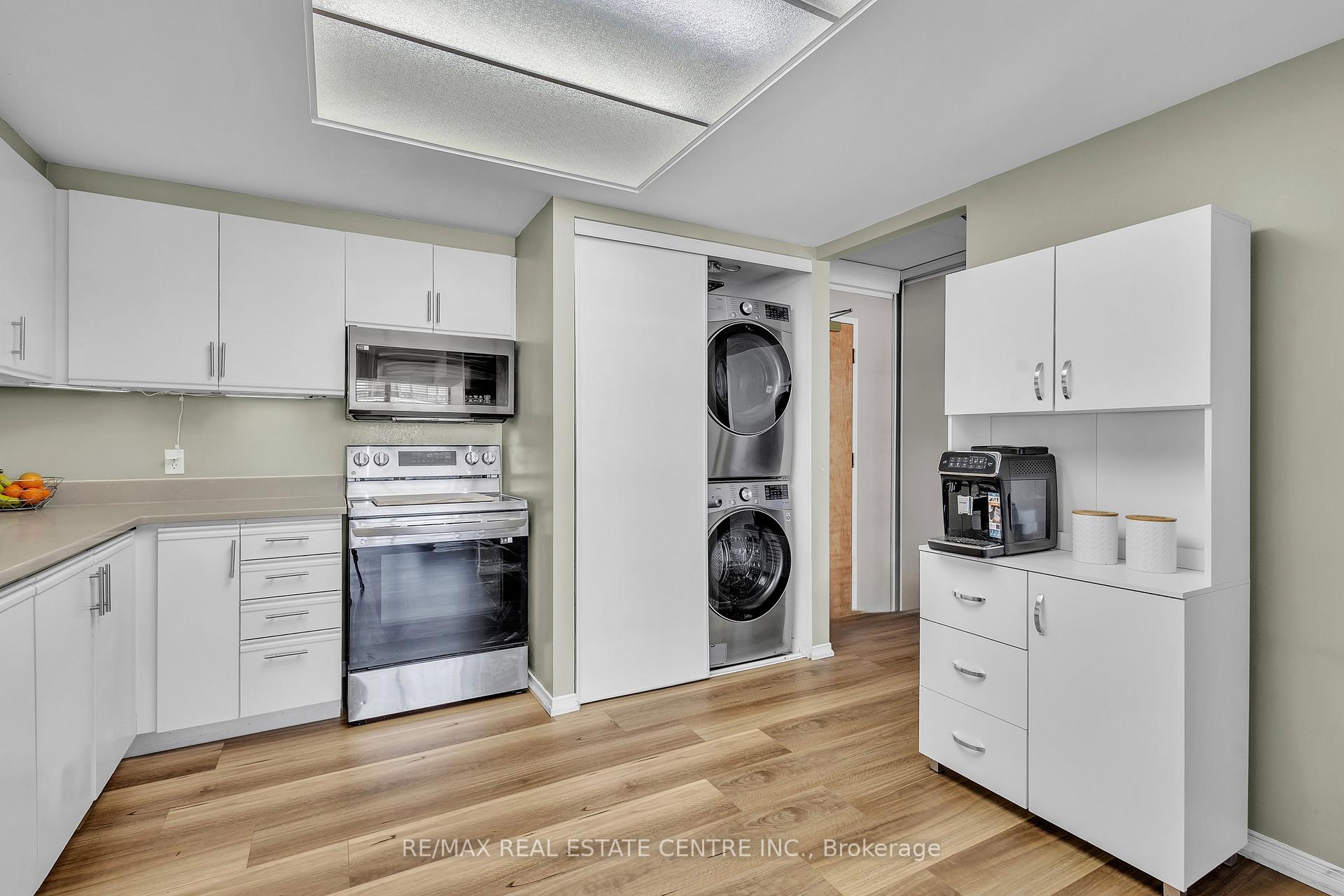 Photo 9 of Unit 202, 105 Bagot Street, Guelph, Junction/Onward Willow — HOMEH