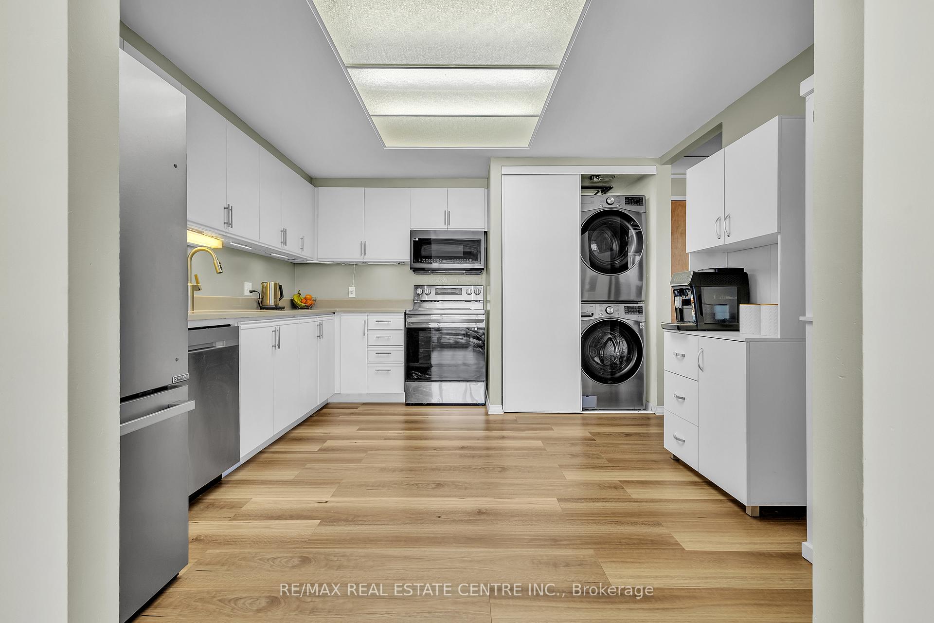 Photo 10 of Unit 202, 105 Bagot Street, Guelph, Junction/Onward Willow — HOMEH