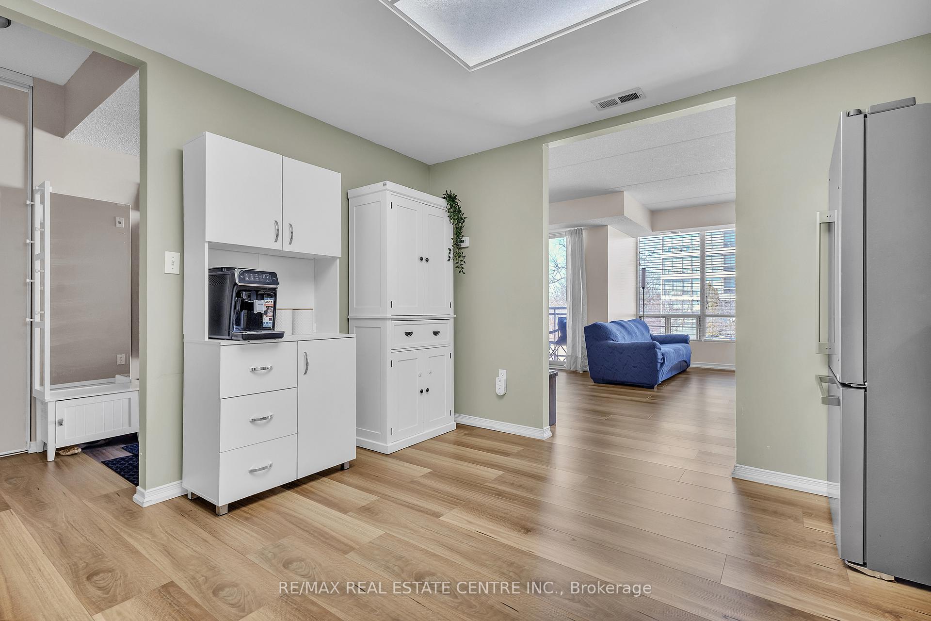 Photo 12 of Unit 202, 105 Bagot Street, Guelph, Junction/Onward Willow — HOMEH