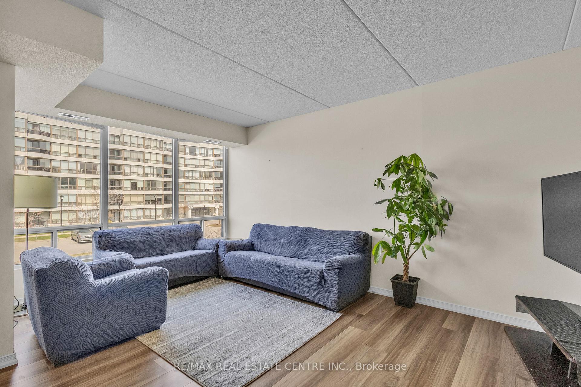 Photo 16 of Unit 202, 105 Bagot Street, Guelph, Junction/Onward Willow — HOMEH
