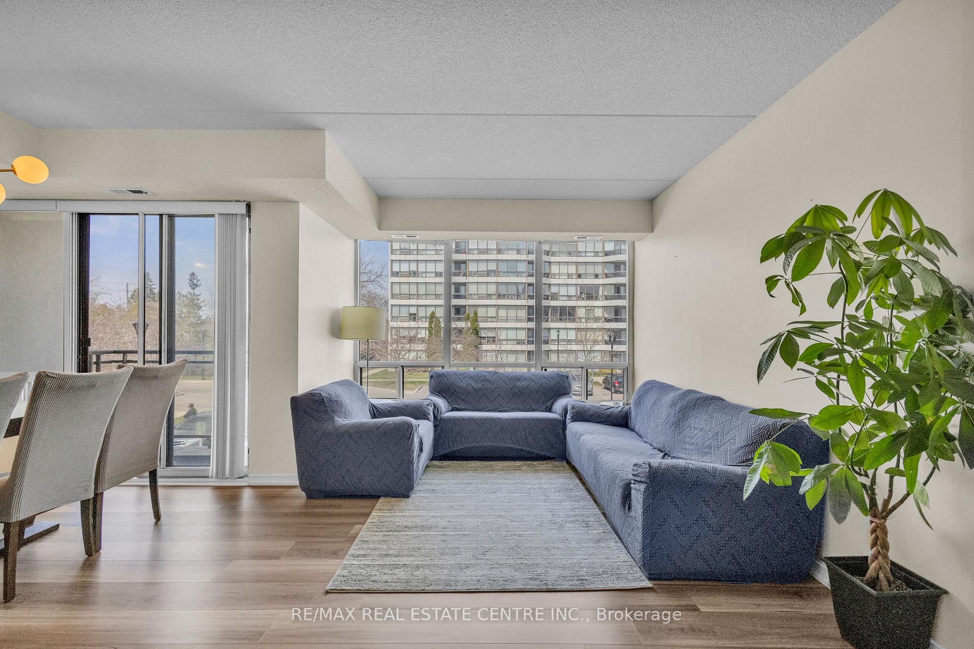 Photo 17 of Unit 202, 105 Bagot Street, Guelph, Junction/Onward Willow — HOMEH