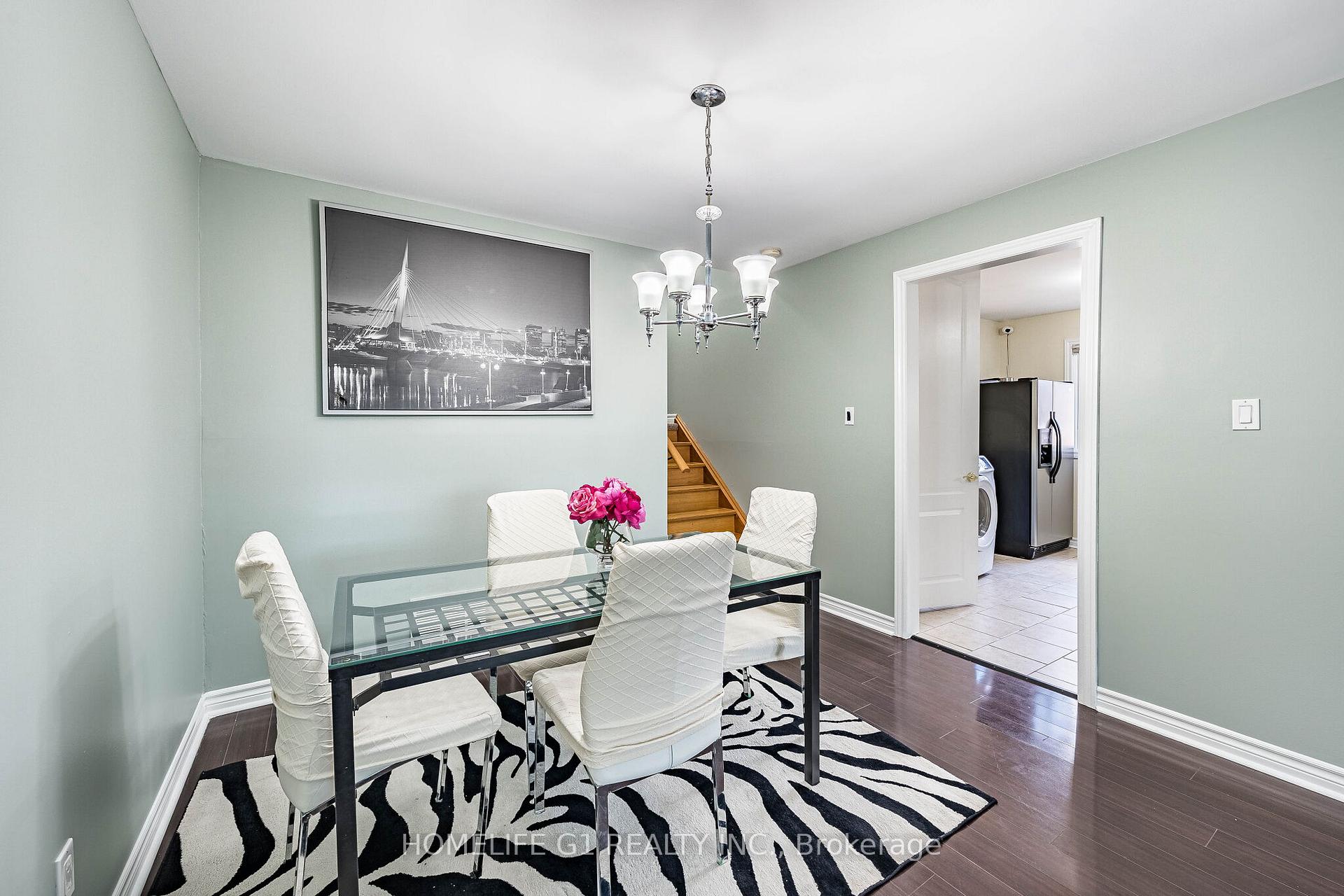 Photo 8 of 8 Holgate Court, Brampton, Heart Lake West — HOMEH