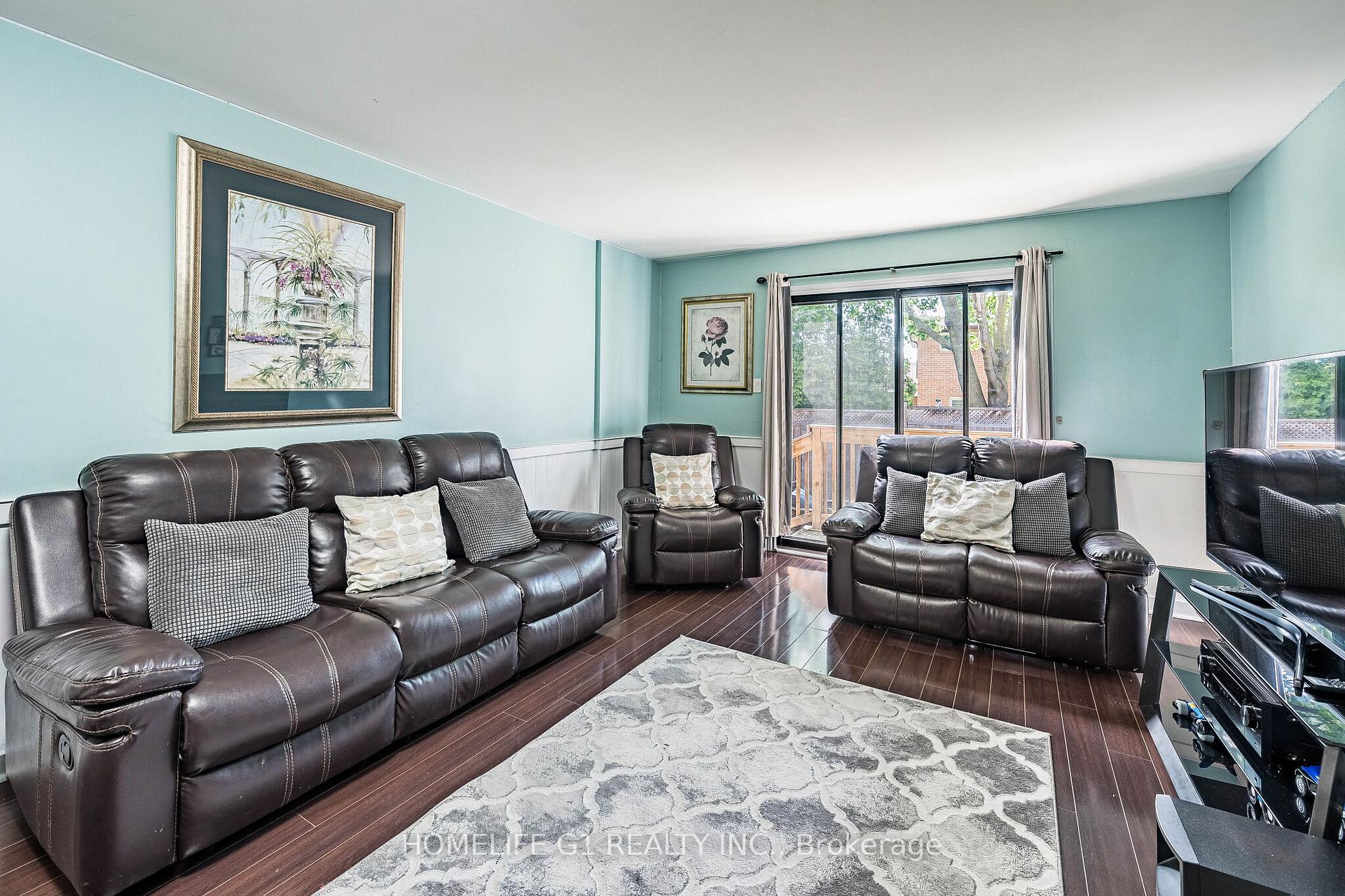 Photo 13 of 8 Holgate Court, Brampton, Heart Lake West — HOMEH