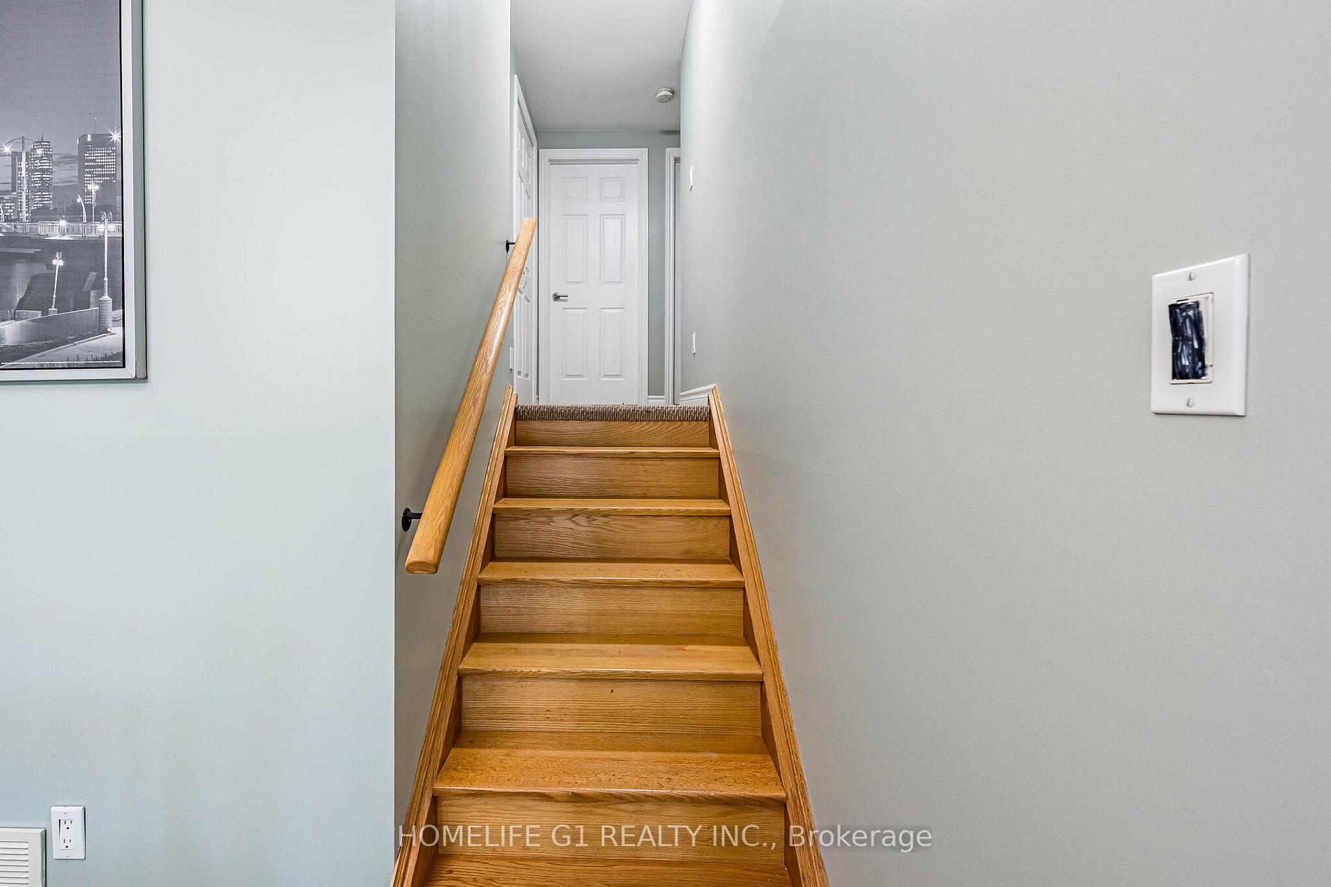 Photo 20 of 8 Holgate Court, Brampton, Heart Lake West — HOMEH