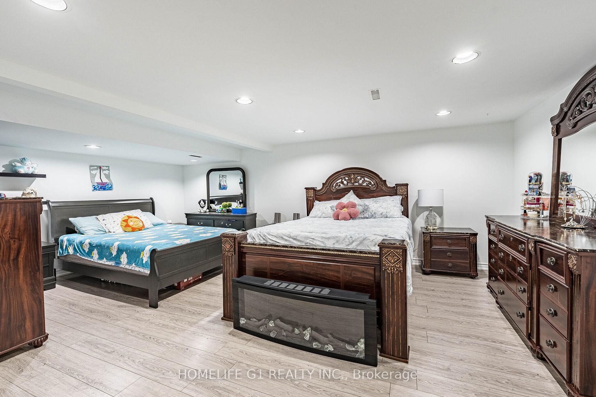 Photo 31 of 8 Holgate Court, Brampton, Heart Lake West — HOMEH