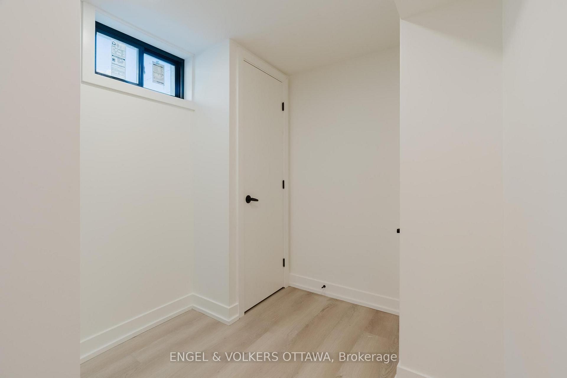 Photo 7 of Unit B, 1040 Maitland Avenue, Ottawa, Braemar Park — HOMEH
