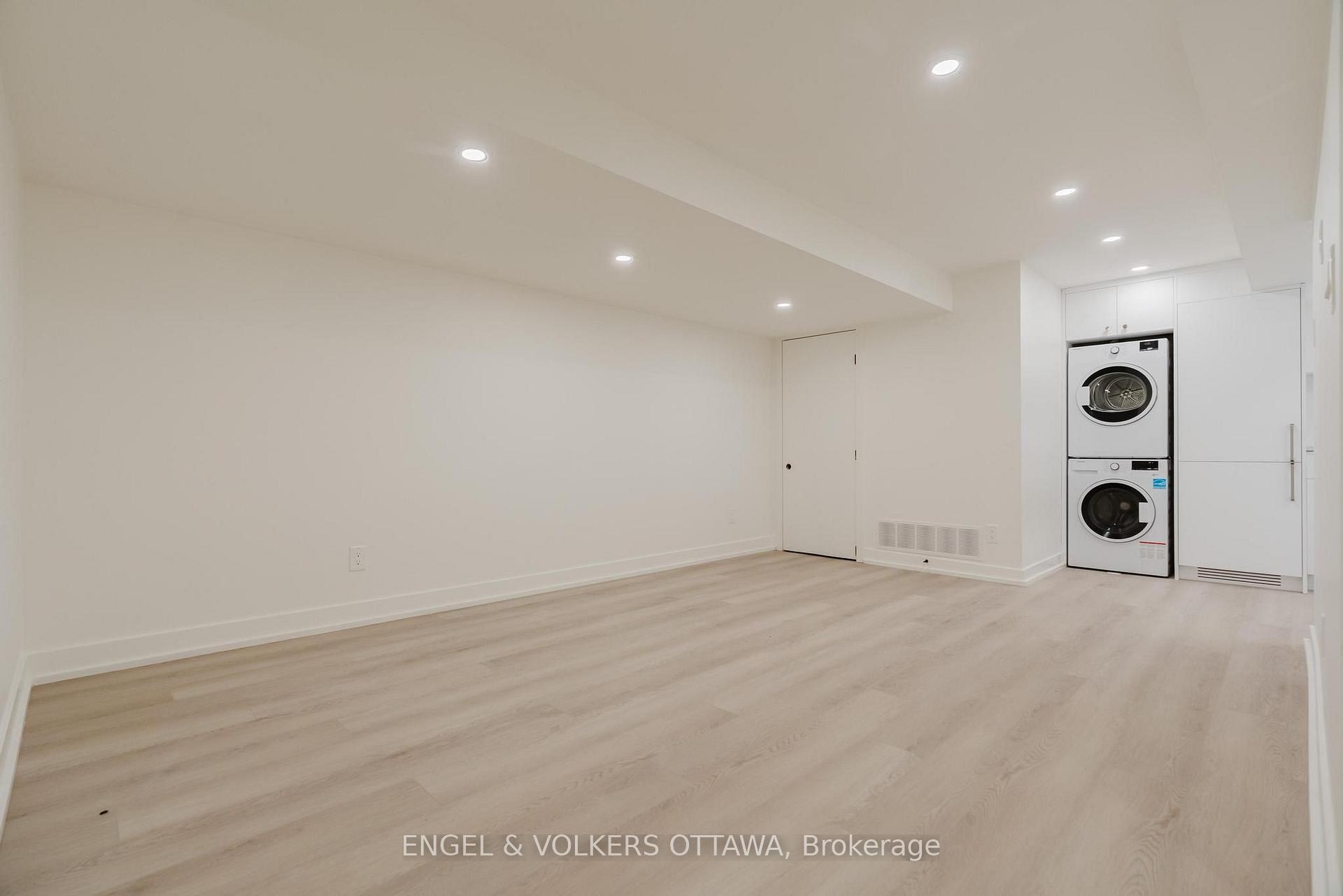Photo 15 of Unit B, 1040 Maitland Avenue, Ottawa, Braemar Park — HOMEH