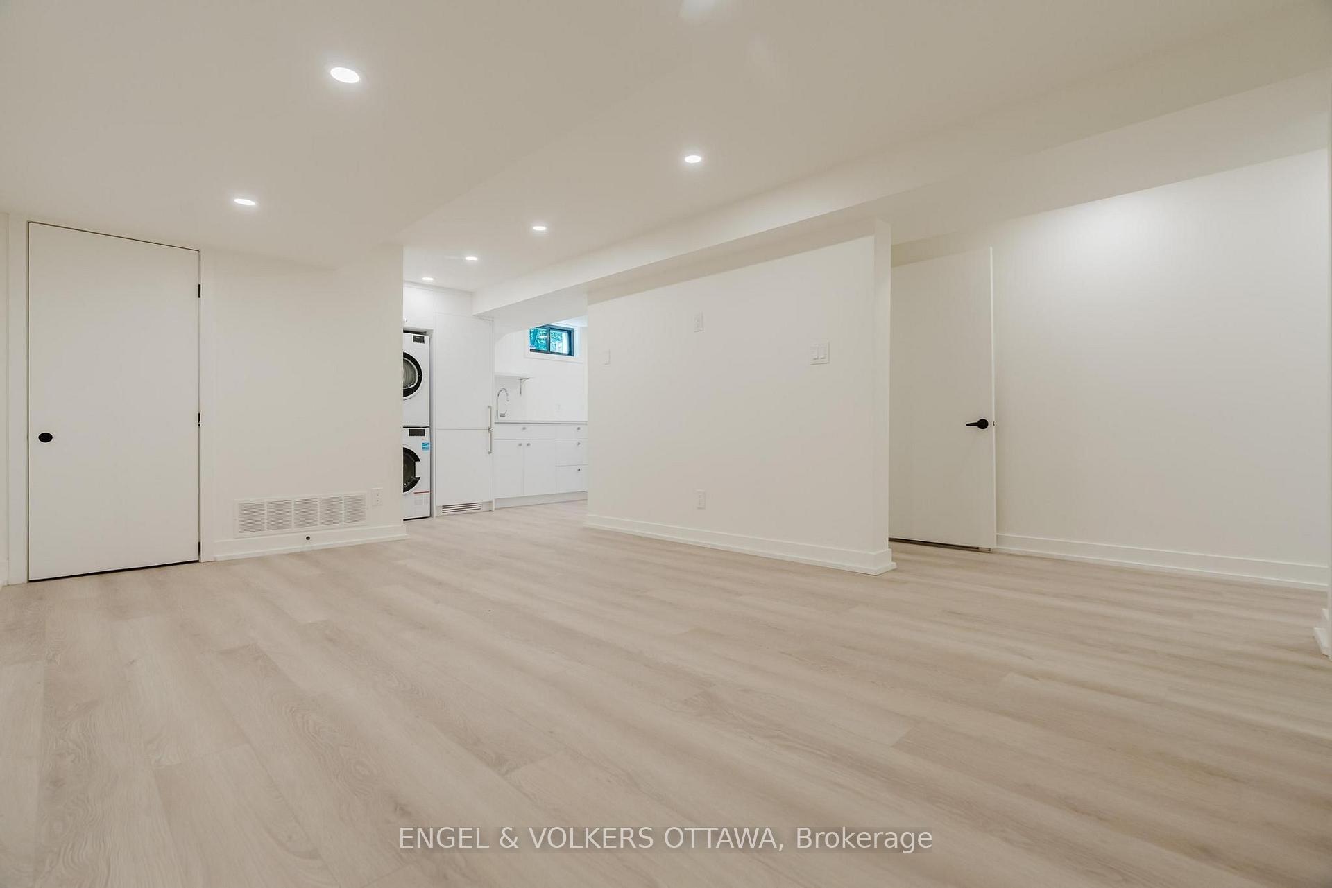 Photo 17 of Unit B, 1040 Maitland Avenue, Ottawa, Braemar Park — HOMEH