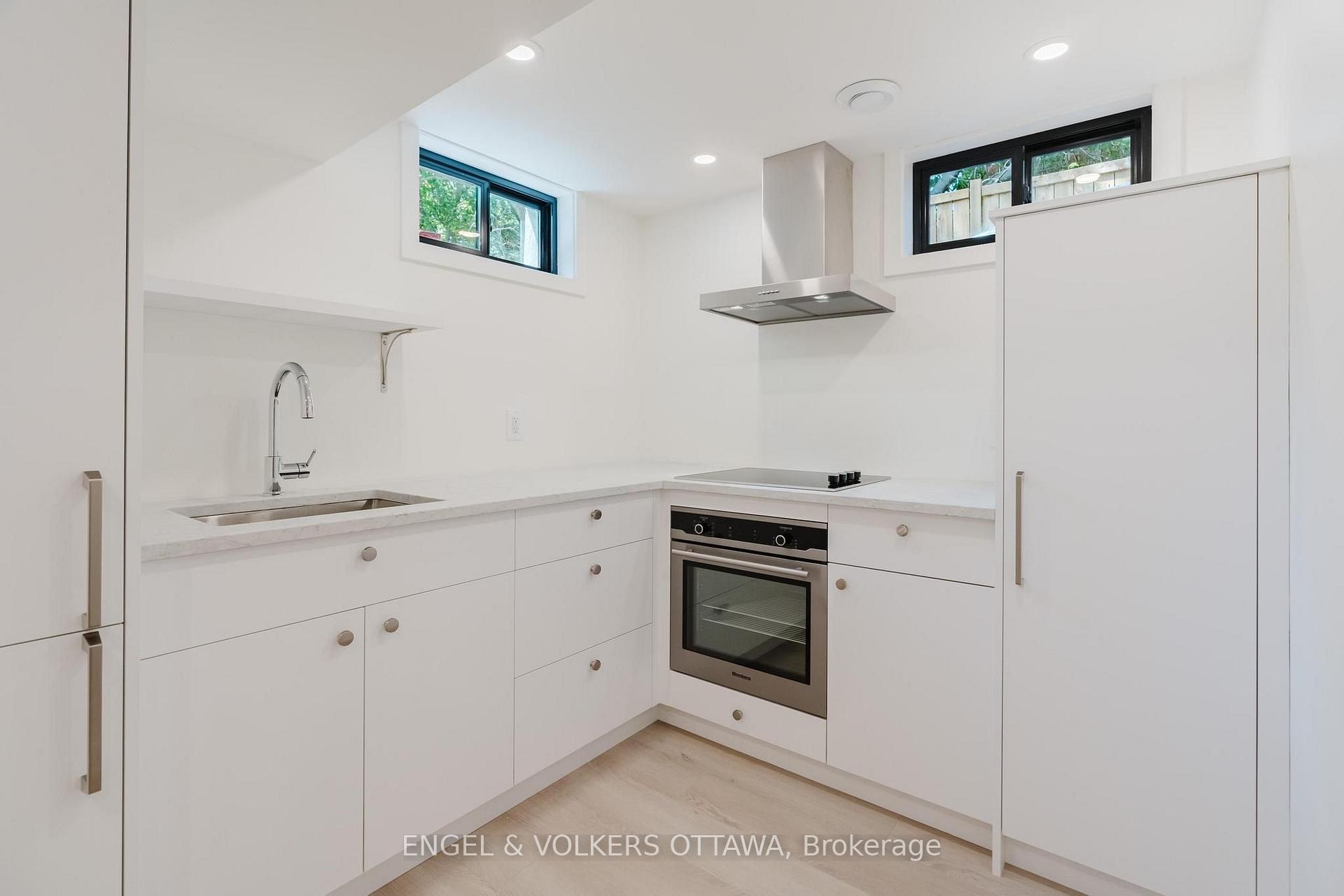 Photo 23 of Unit B, 1040 Maitland Avenue, Ottawa, Braemar Park — HOMEH