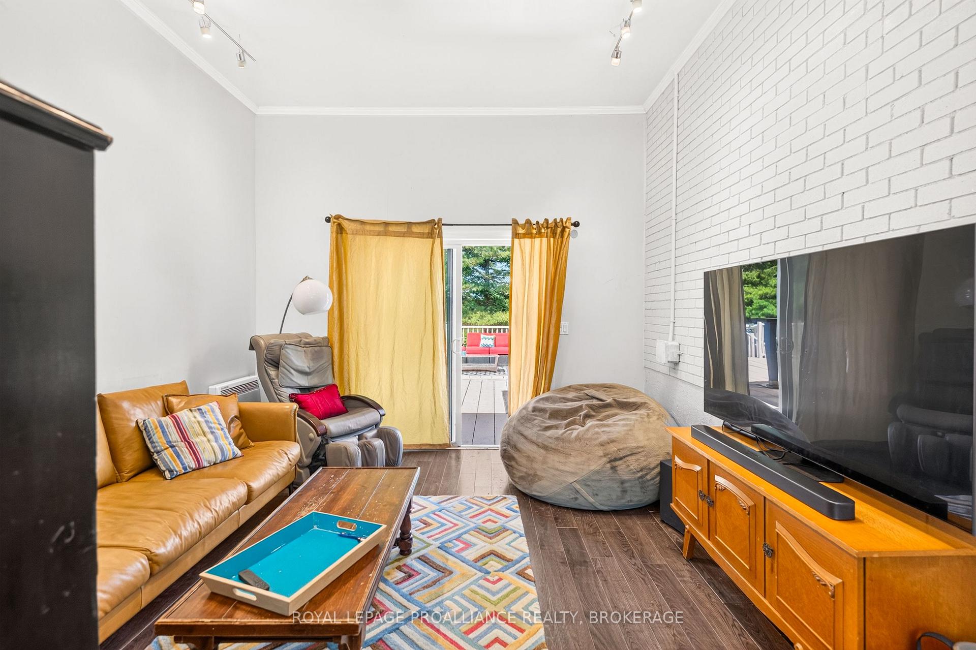 Photo 16 of 2219 Mckendry Road, Kingston, City North of 401 — HOMEH