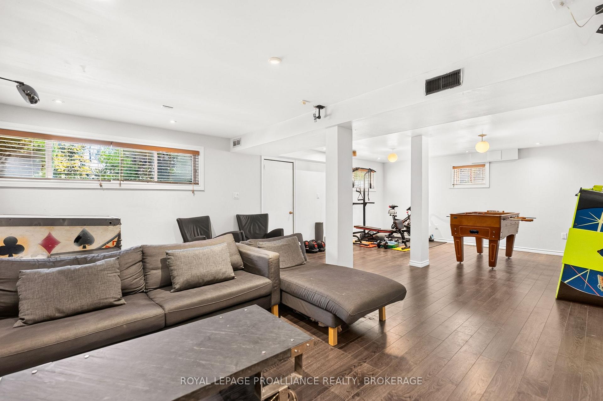 Photo 21 of 2219 Mckendry Road, Kingston, City North of 401 — HOMEH