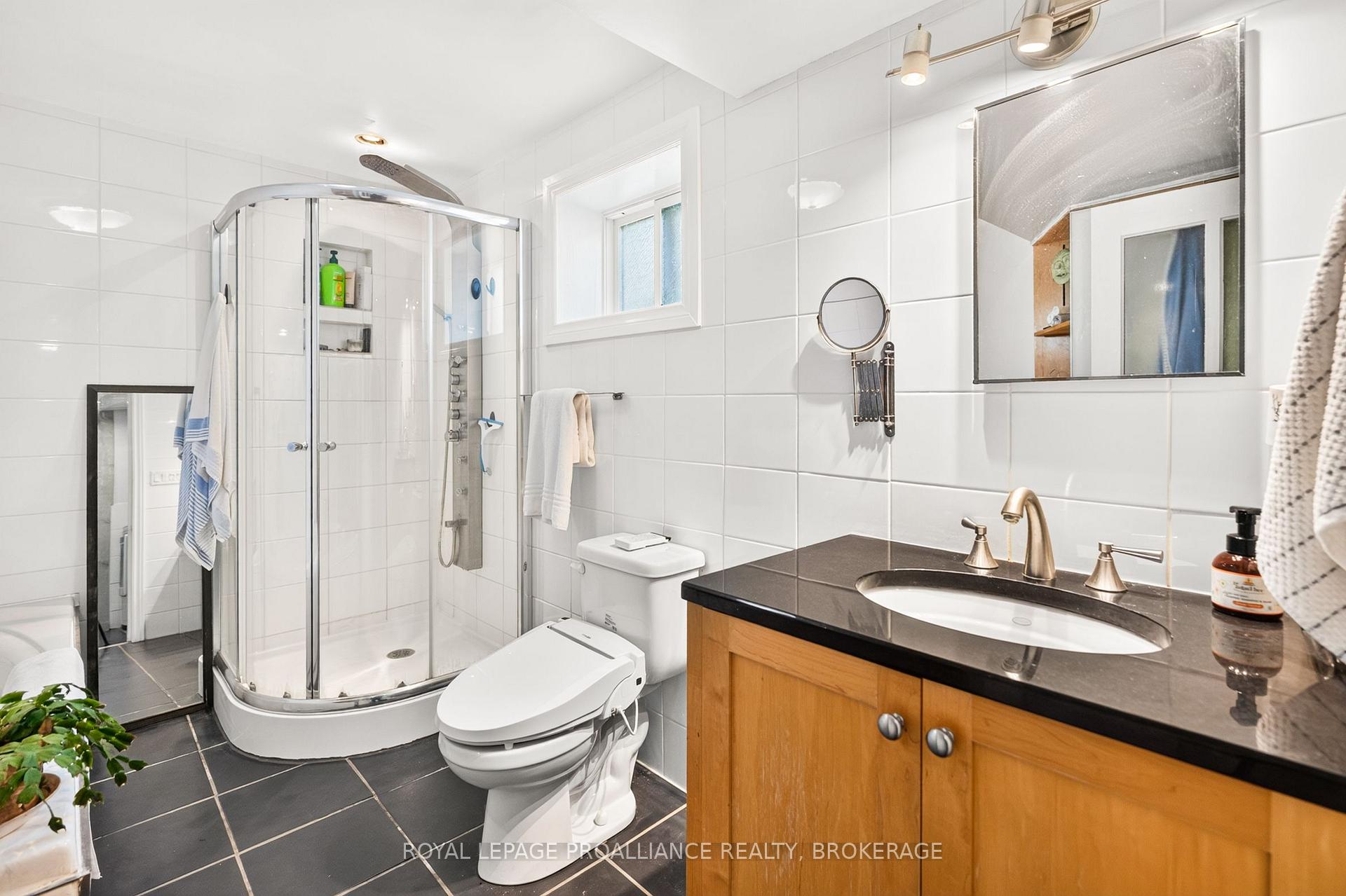 Photo 27 of 2219 Mckendry Road, Kingston, City North of 401 — HOMEH
