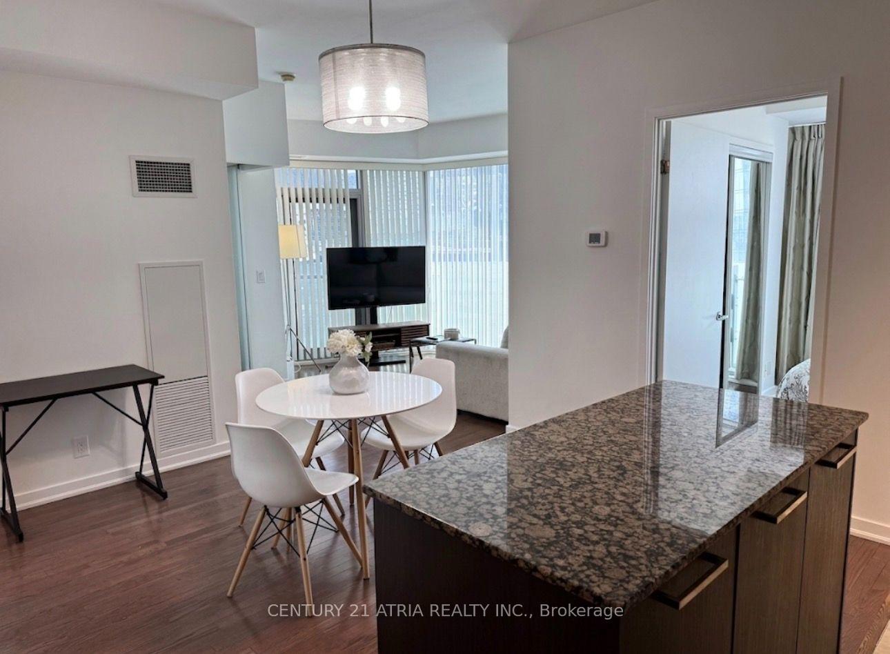 Photo 2 of Unit 1002, 14 York Street, Toronto, Waterfront Communities — HOMEH
