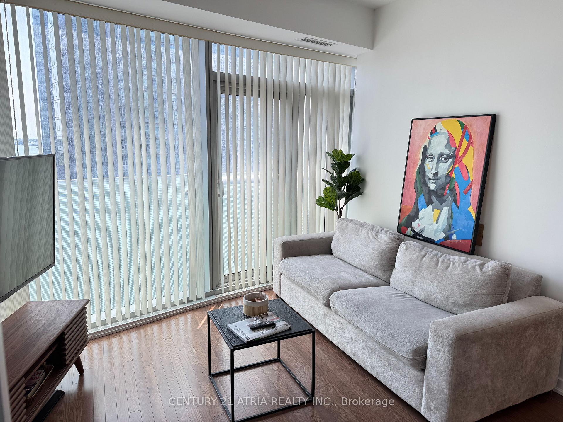 Photo 8 of Unit 1002, 14 York Street, Toronto, Waterfront Communities — HOMEH