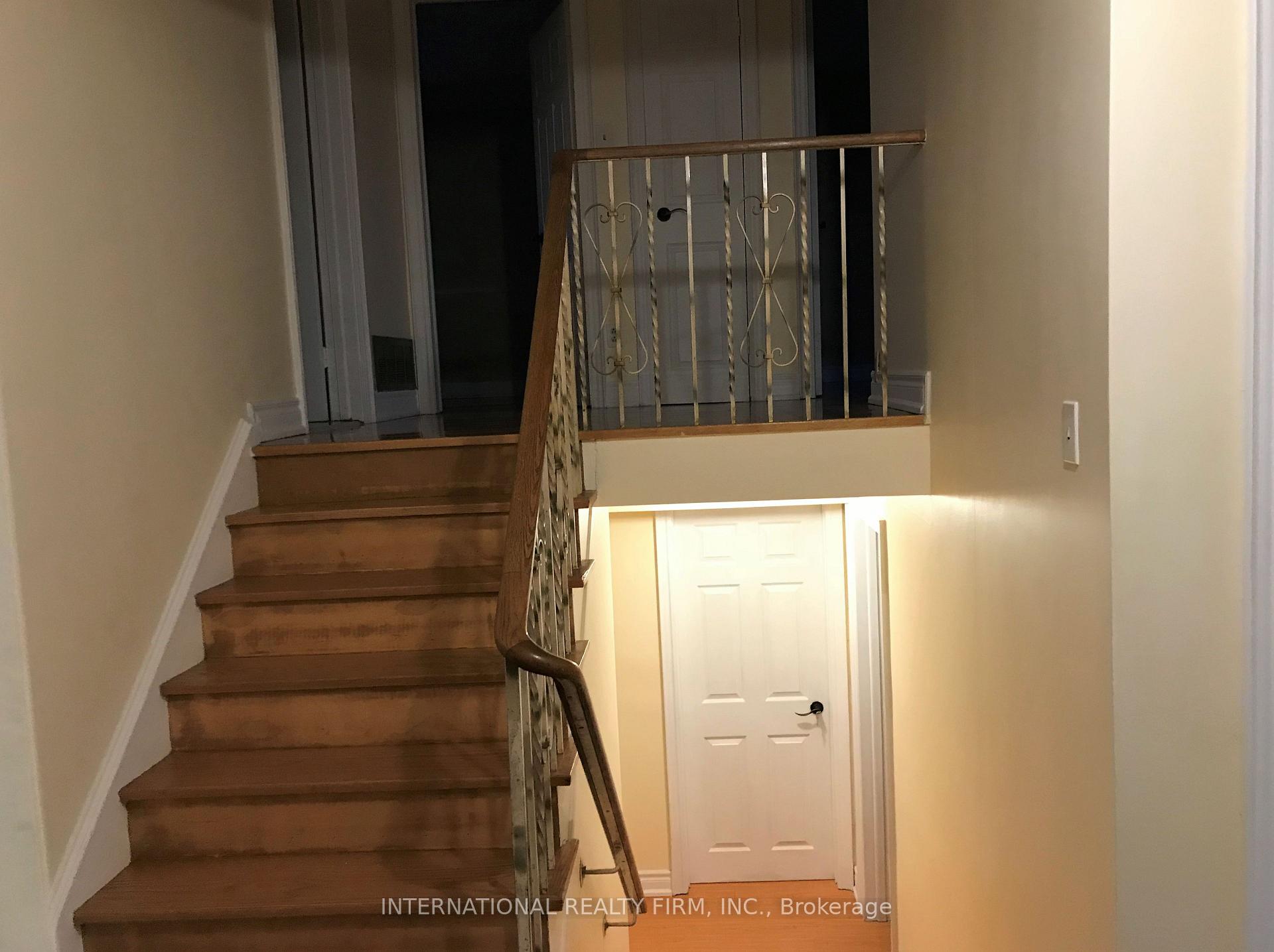 Photo 5 of Unit Upper Unit, 11 Misthollow Square, Scarborough, Morningside — HOMEH